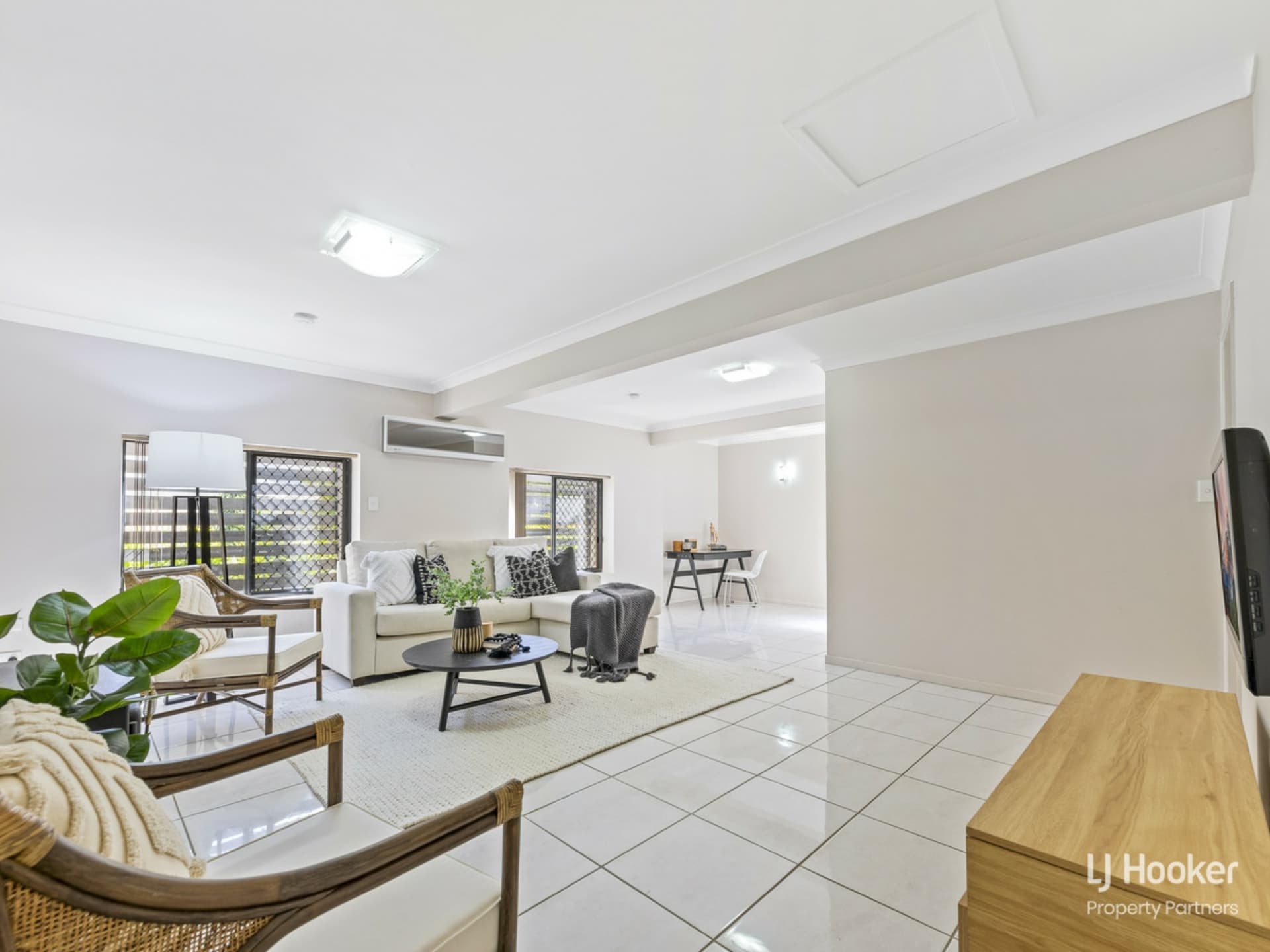 51 Coleman Crescent, Springwood, Springwood - Thumbnail 5