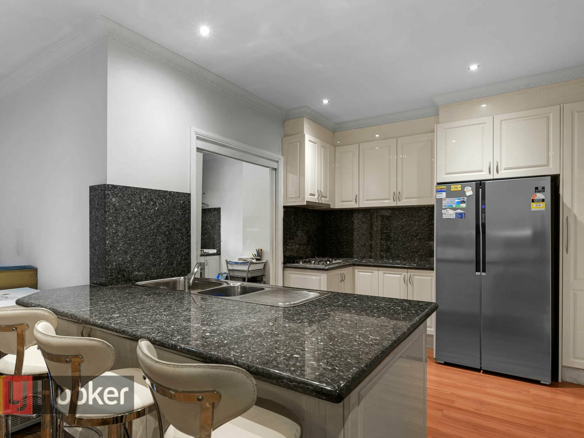46 Windsor Avenue, Springvale, Springvale - Thumbnail 7
