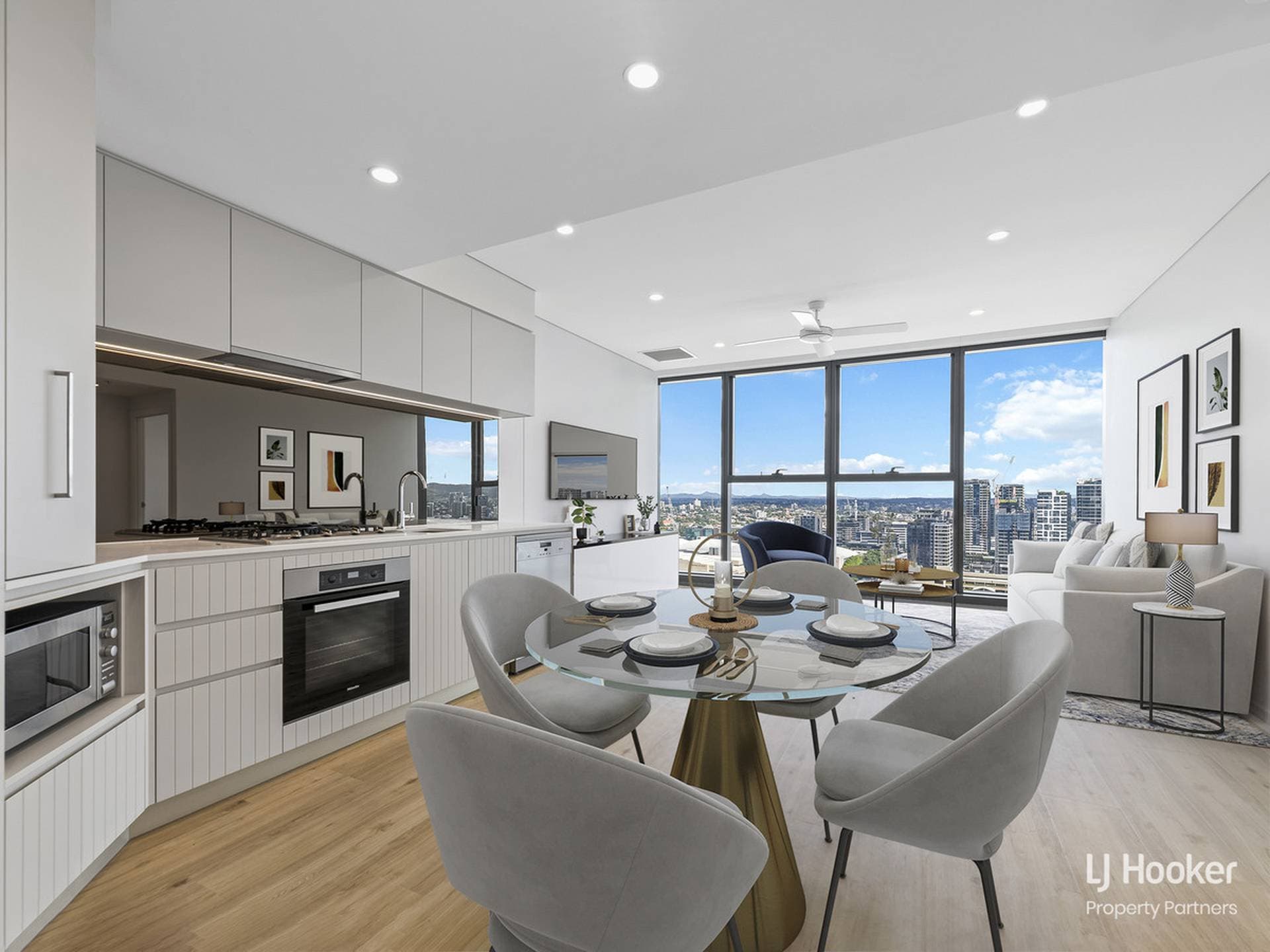 2303/8 Adelaide Street, Brisbane City, Brisbane City - Thumbnail 2