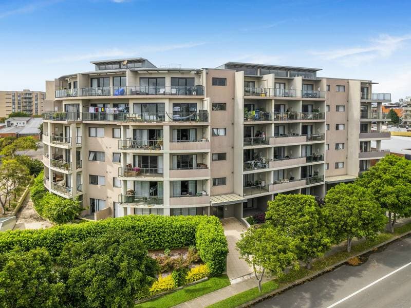 8/18-24 Torrens Avenue, The Entrance, The Entrance - Thumbnail 2