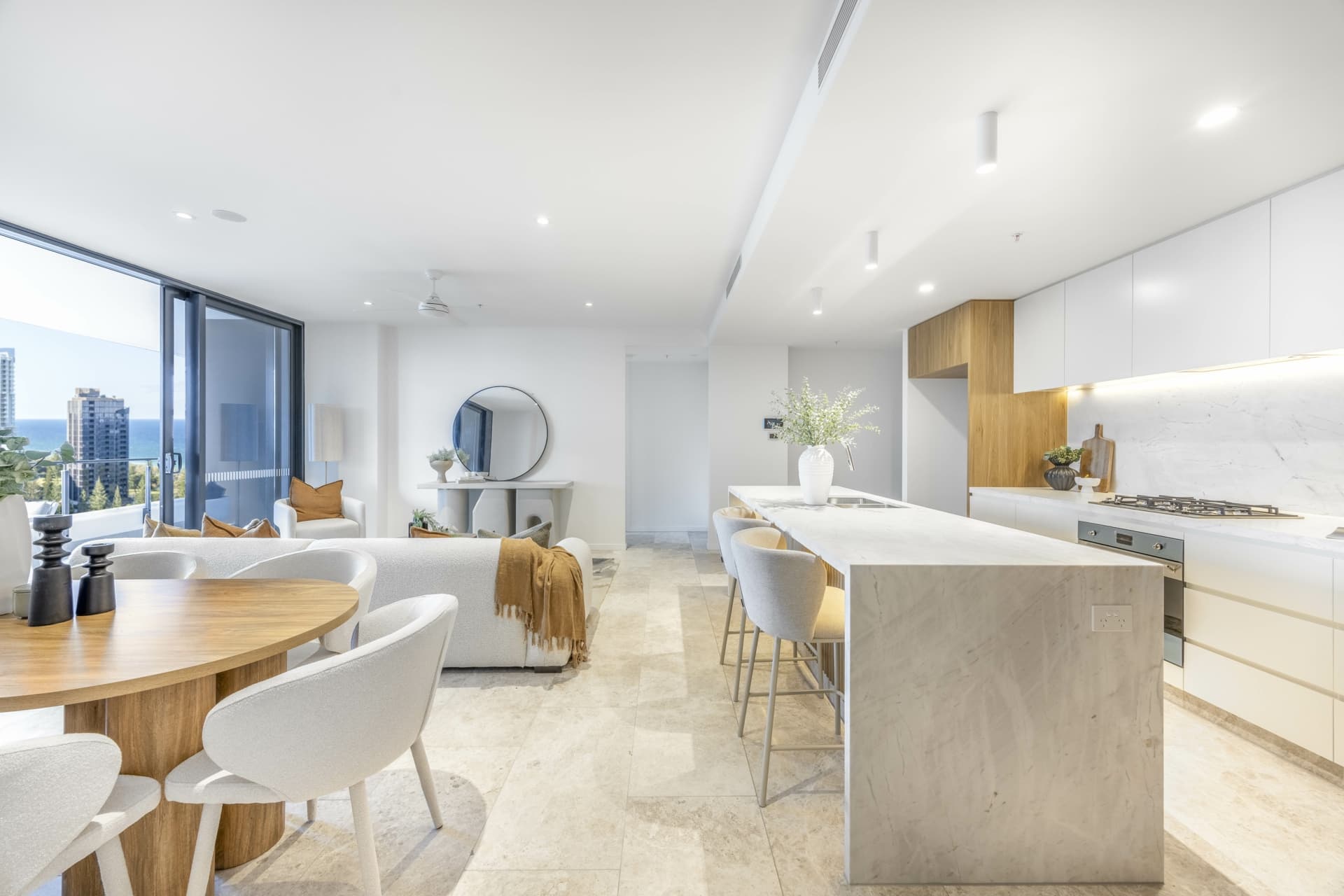 28 Alexandra Avenue, Mermaid Beach - Thumbnail 2