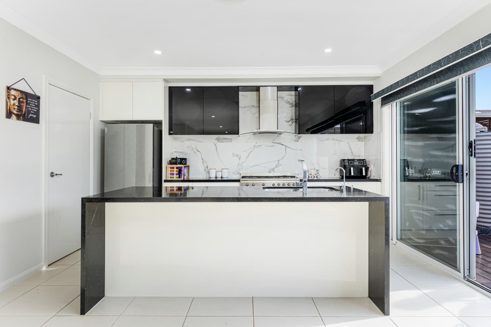 16 Whyalla Street,Jordan Springs, Jordan Springs - Thumbnail 3