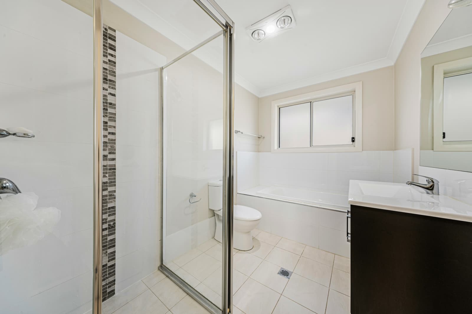 18 Bowral Grove,Jordan Springs, Jordan Springs - Thumbnail 8