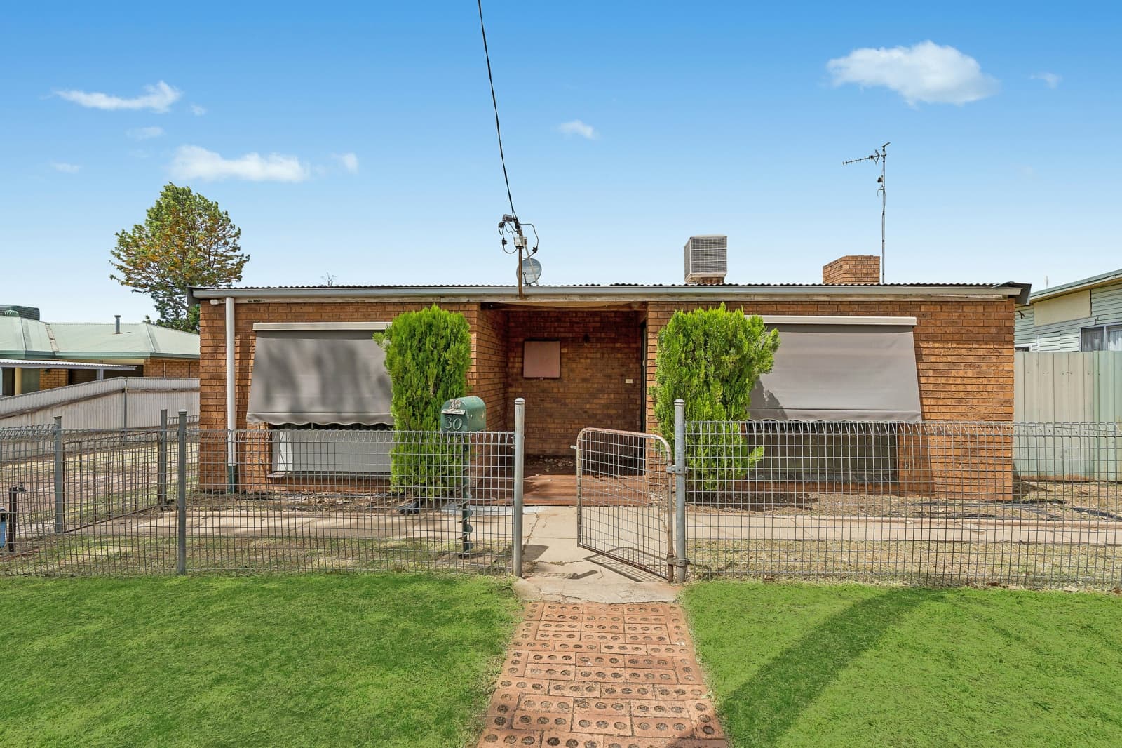 30 Dundas Street,Narrandera, Narrandera - Image 1