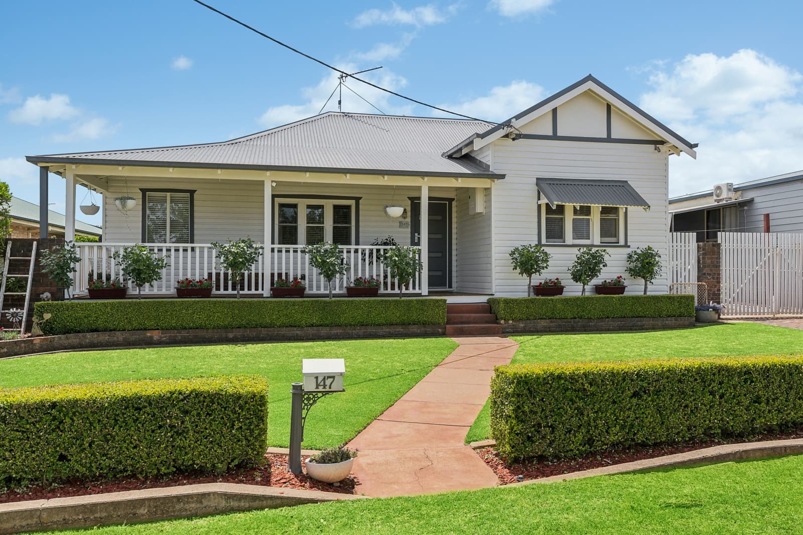 147 Kitchener Road,Temora, Temora - Image 1