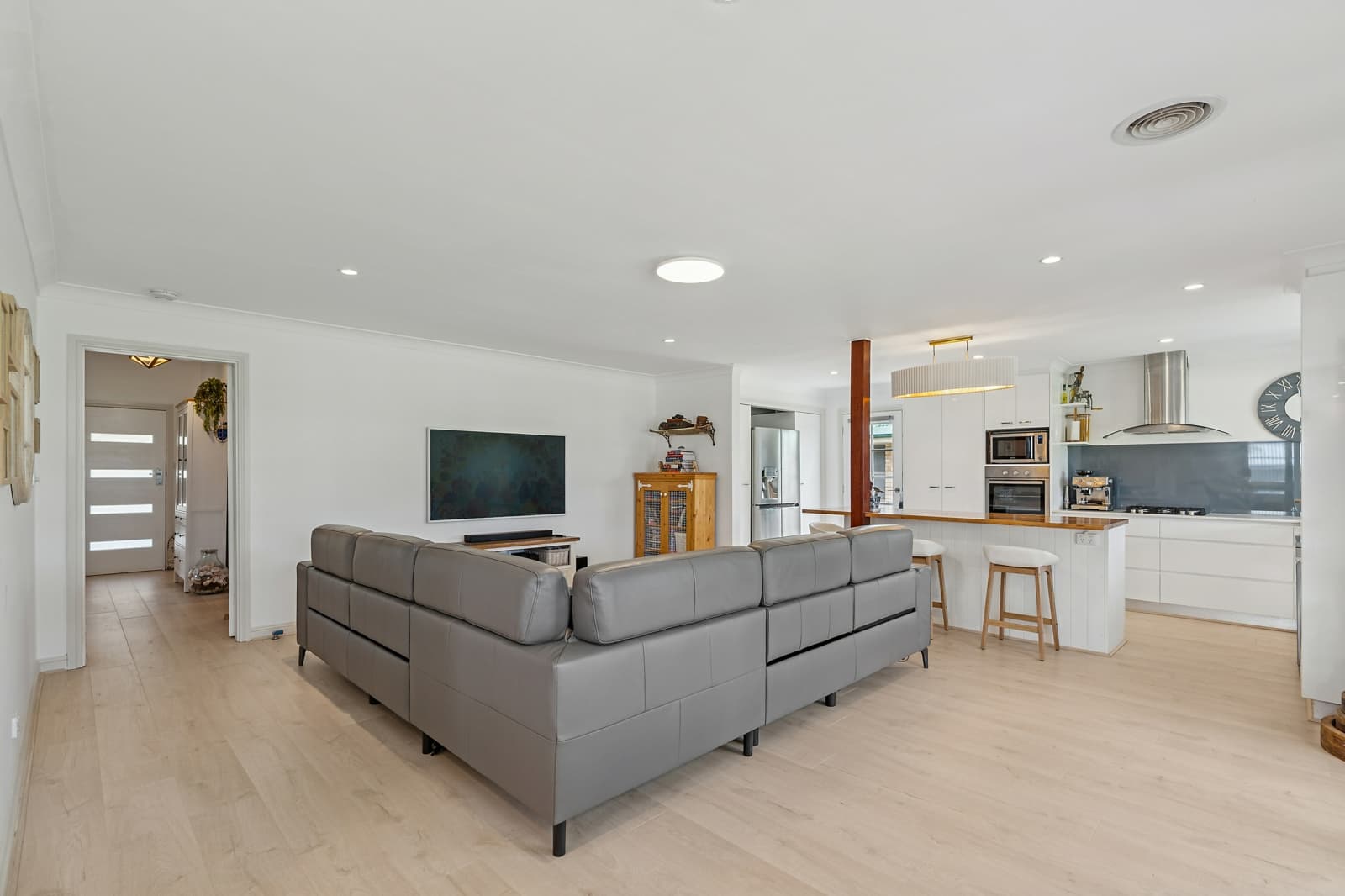 147 Kitchener Road,Temora, Temora - Thumbnail 8