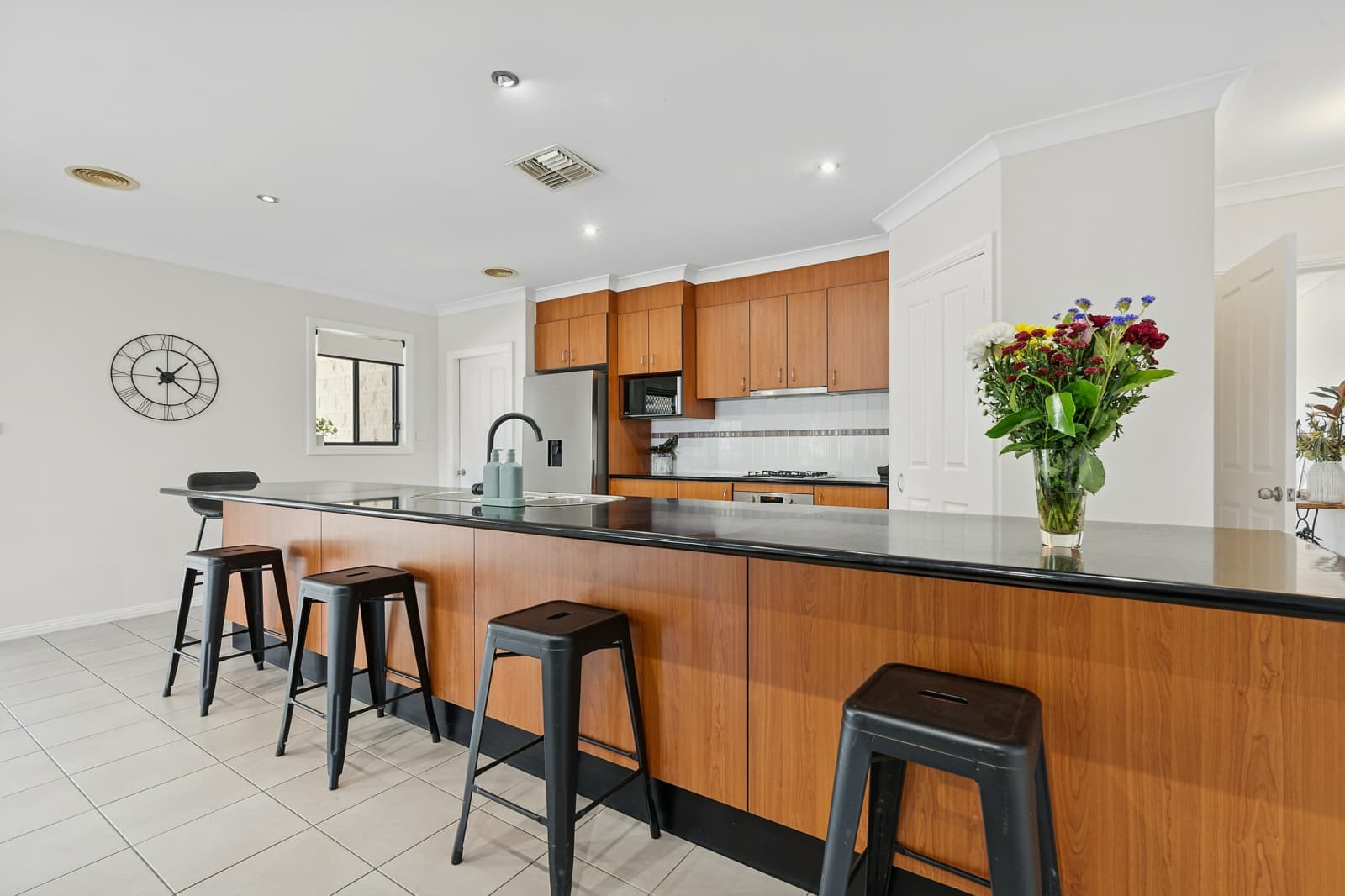 16 Karawatha Drive,Narrandera, Narrandera - Thumbnail 3