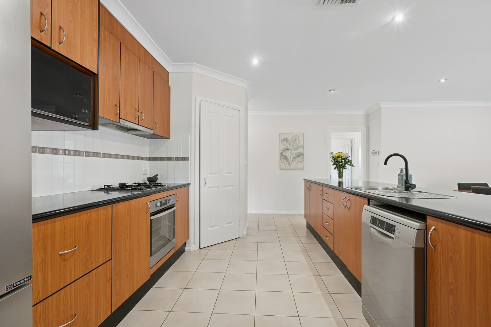 16 Karawatha Drive,Narrandera, Narrandera - Thumbnail 5