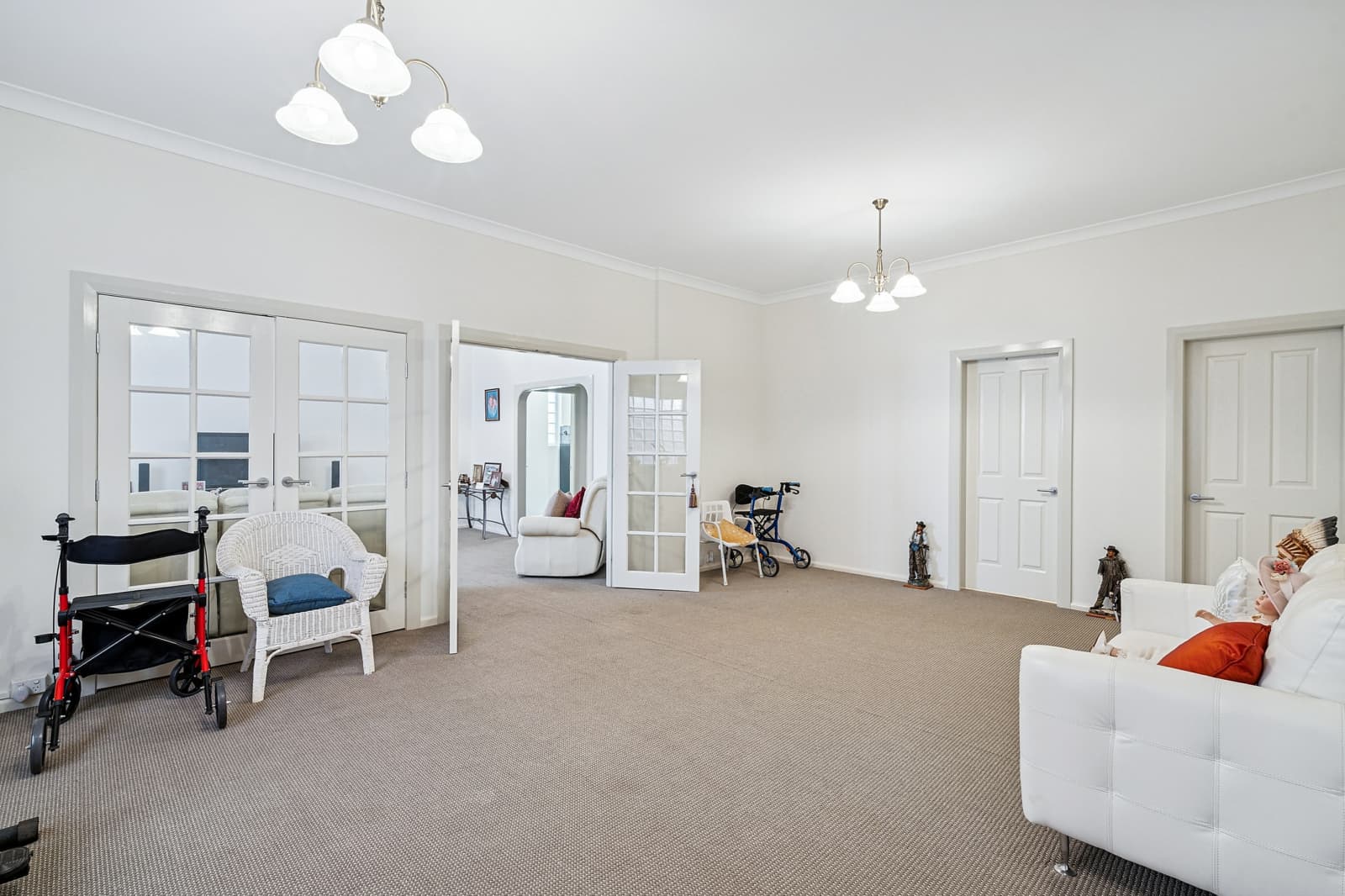 30-32 Kurrajong Avenue,Leeton, Leeton - Thumbnail 5