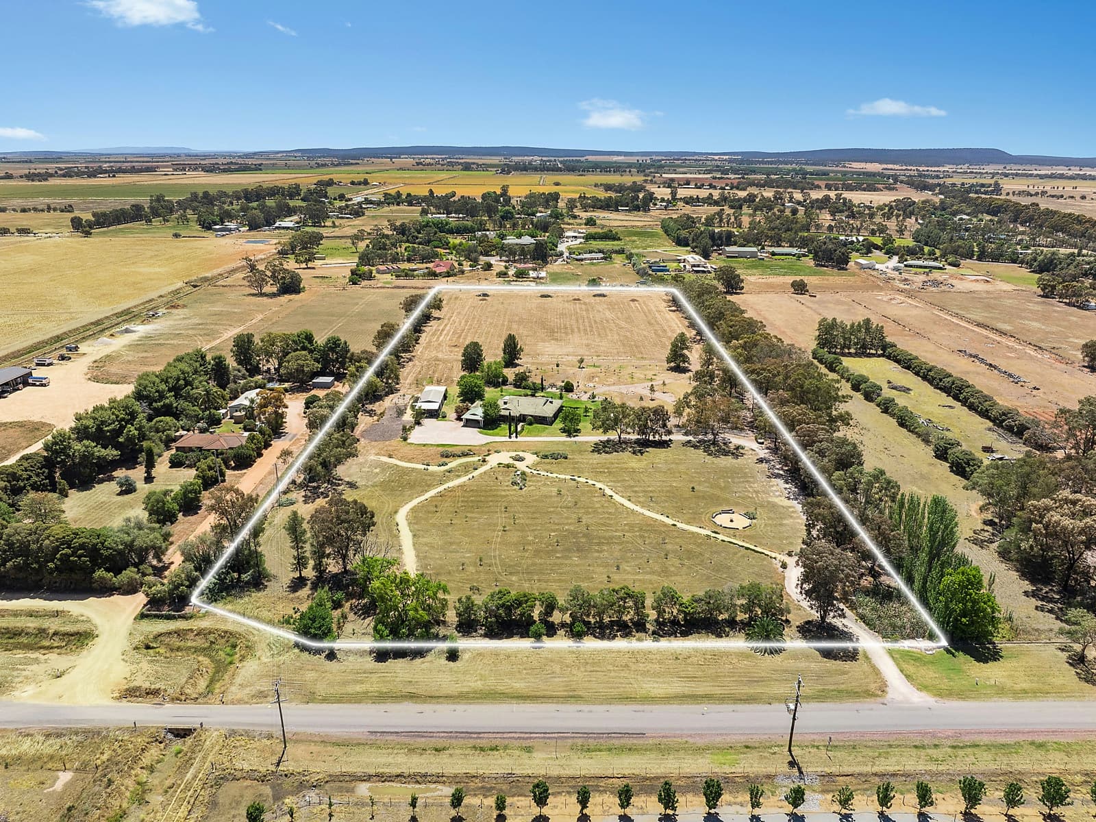 26 Lonnie Road,Leeton, Leeton - Image 1