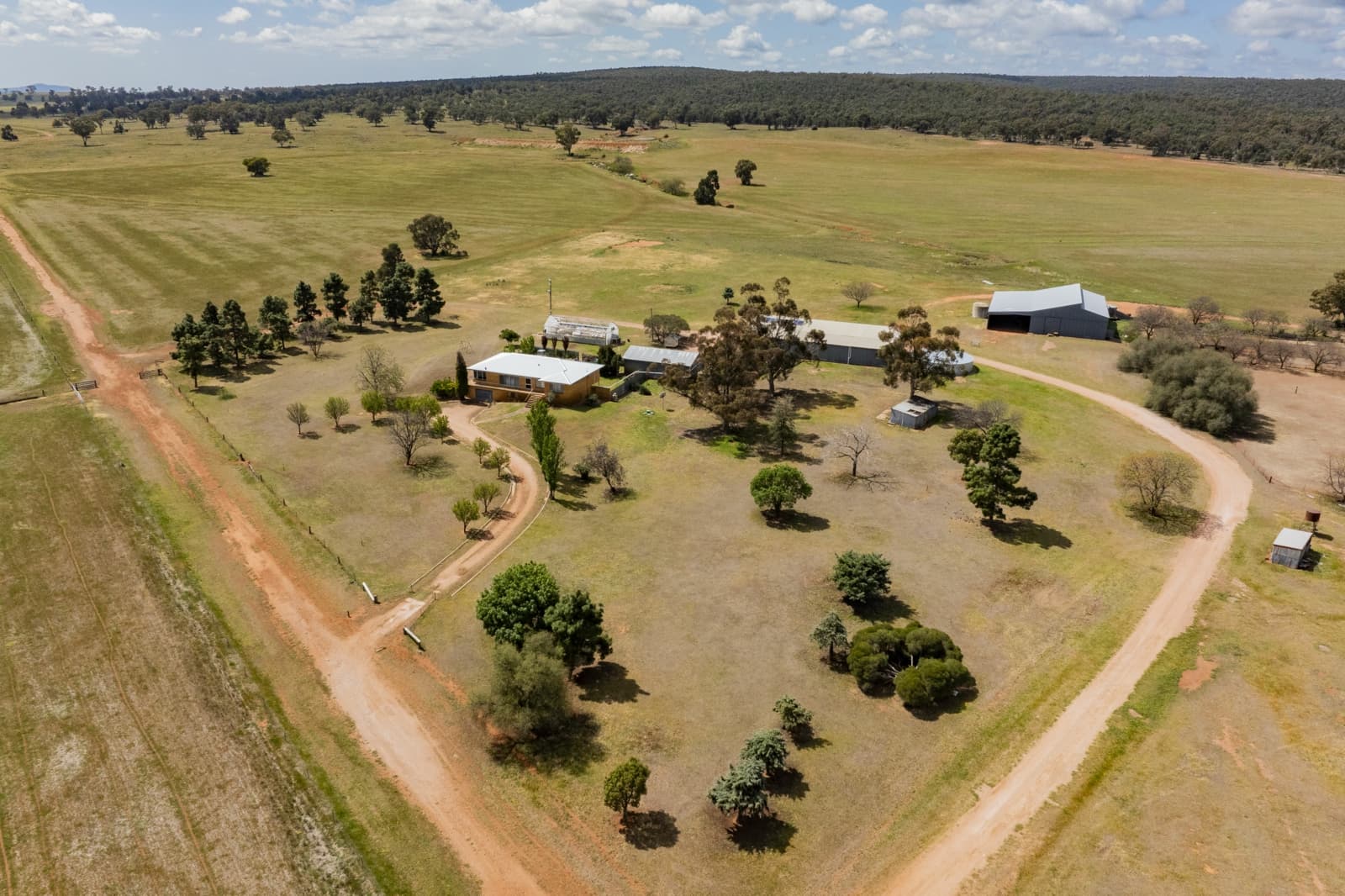 869 Newell Highway,Narrandera, Narrandera - Image 1