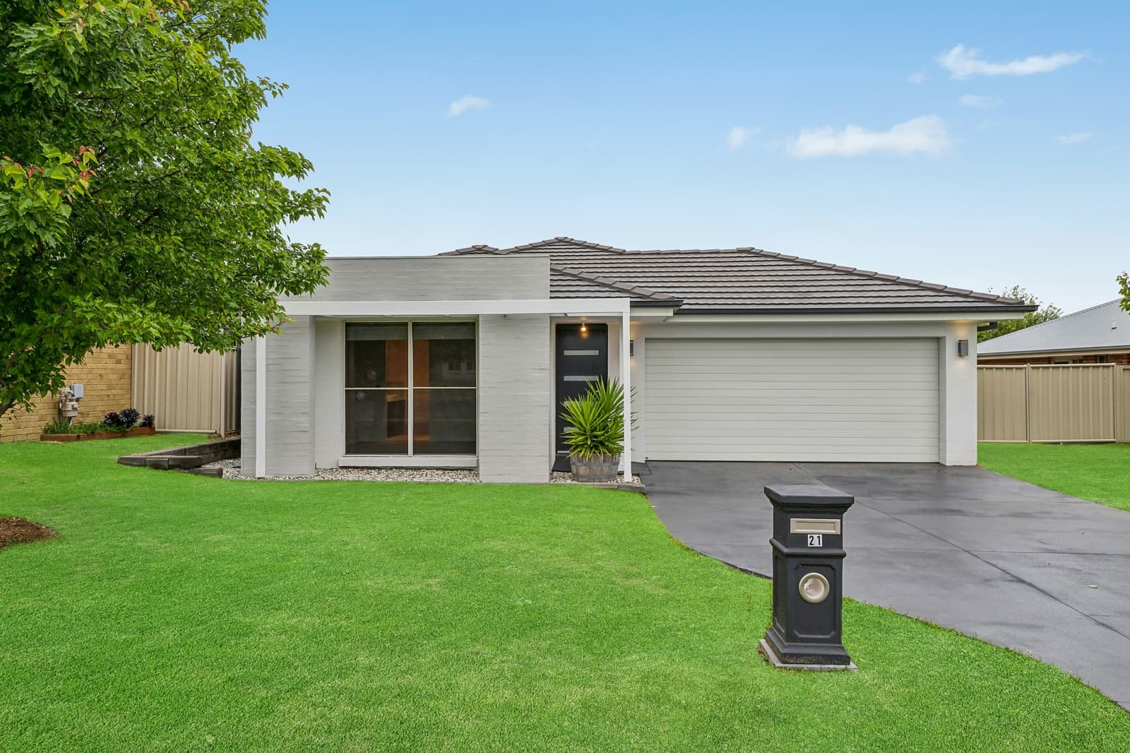 21 Molloy Drive,Orange, Orange - Image 1