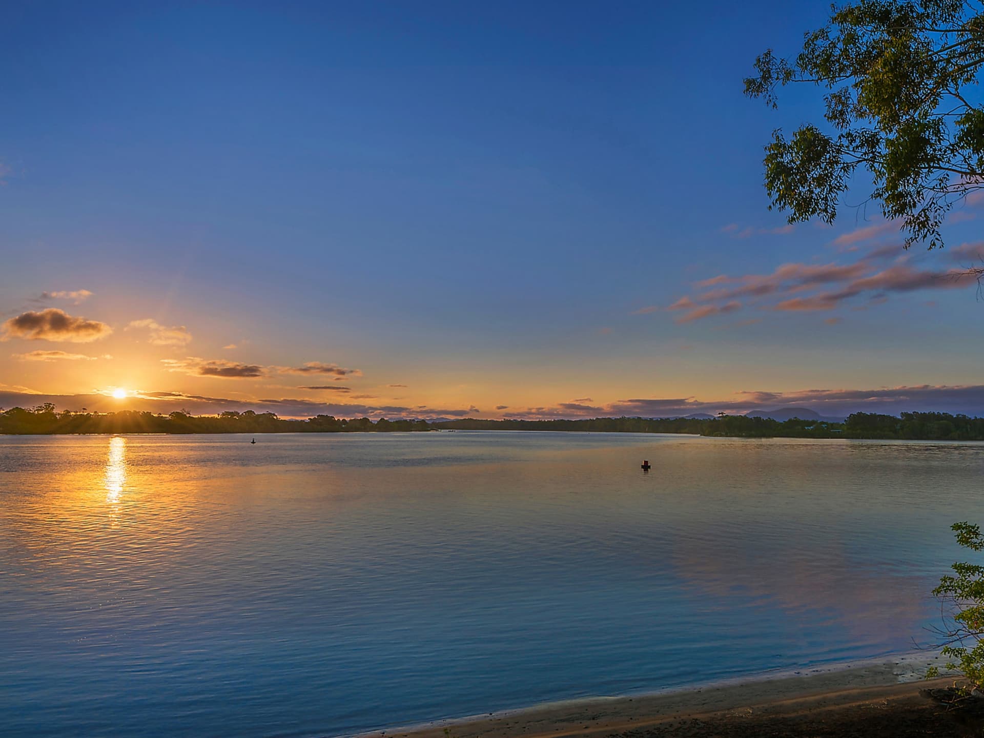 75 Riverside Drive,Riverside, Riverside - Thumbnail 2