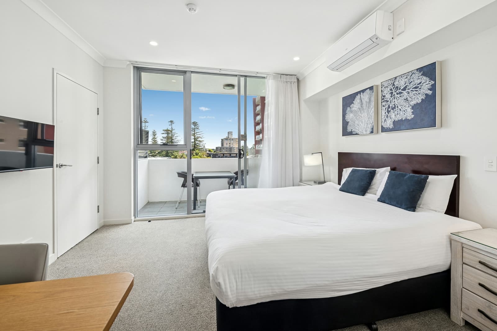 211 & 212/11 Clarence Street,Port Macquarie, Port Macquarie - Thumbnail 2