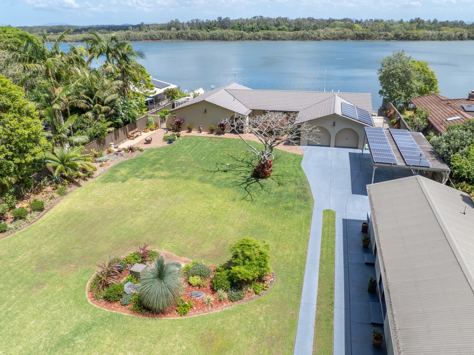 49 Riverside Drive,Riverside, Riverside - Thumbnail 7