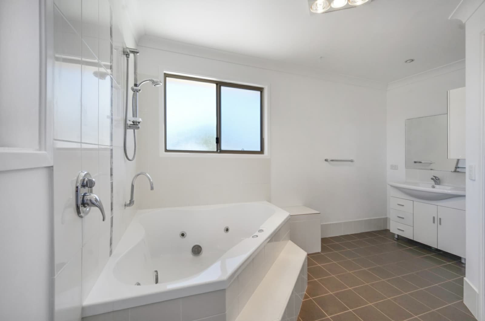 85 Linden Avenue,Boambee East, Boambee East - Thumbnail 5