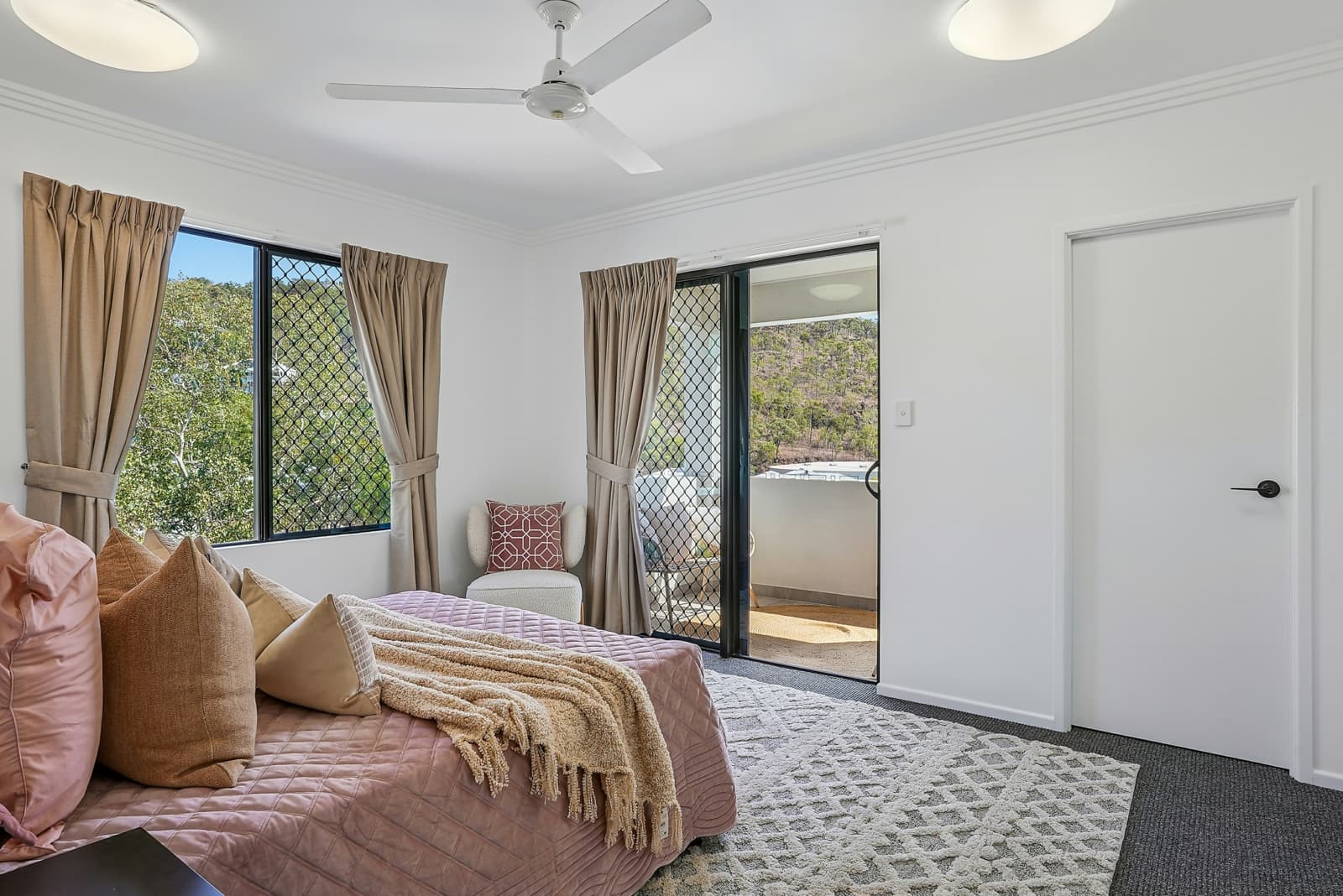 71 Yarrawonga Drive,Castle Hill, Castle Hill - Thumbnail 7