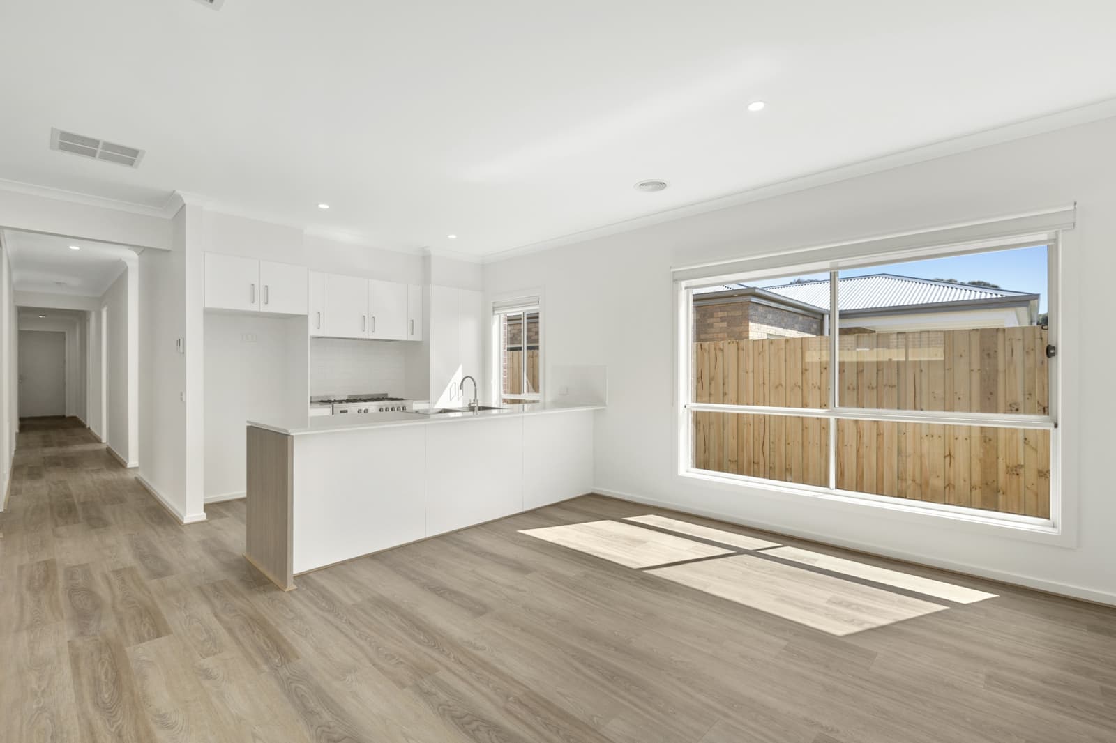 63 Grassland Grove,Leopold, Leopold - Thumbnail 6