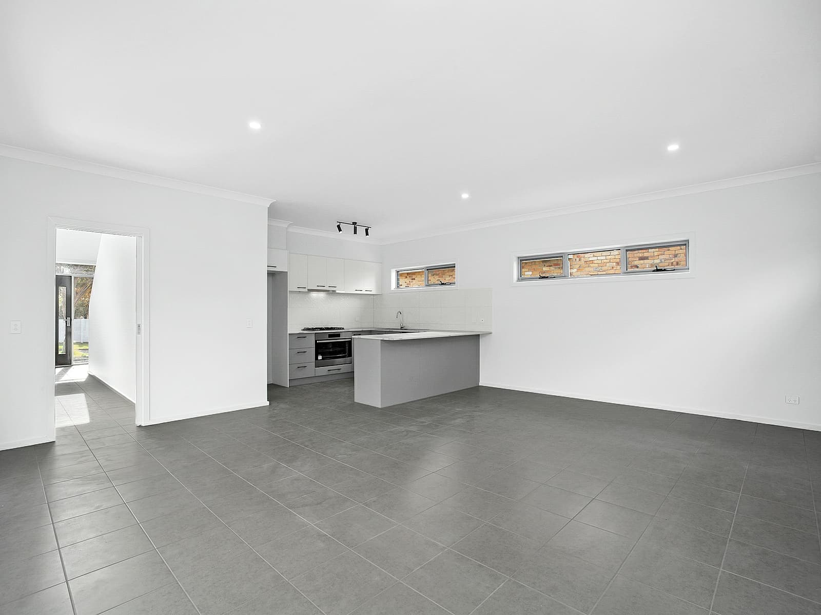 3/7 Toyne Avenue,Hamlyn Heights, Hamlyn Heights - Thumbnail 3