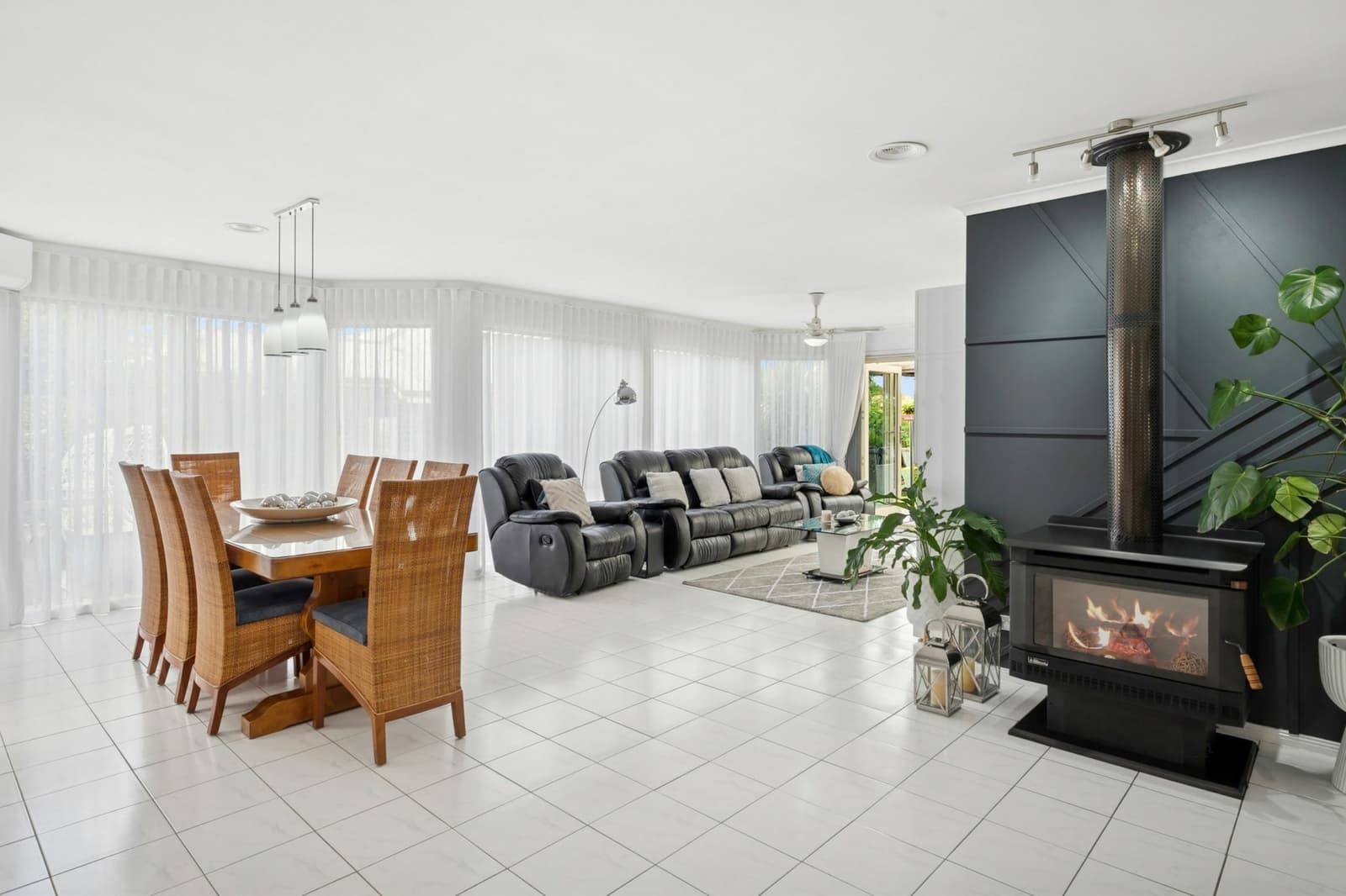 23 Coakley Crescent,Lovely Banks, Lovely Banks - Thumbnail 4