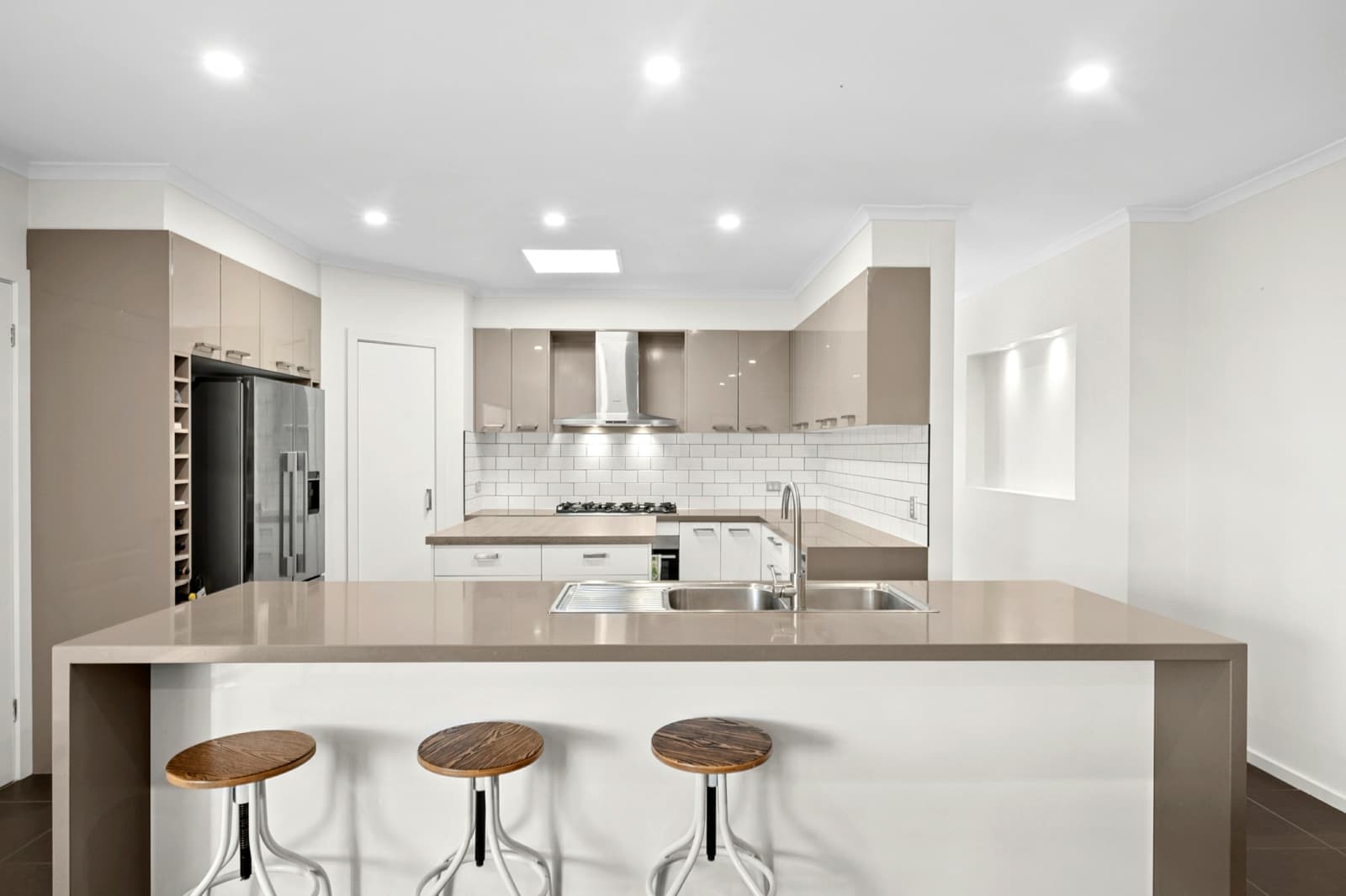 143 Grantham Drive,Highton, Highton - Thumbnail 6