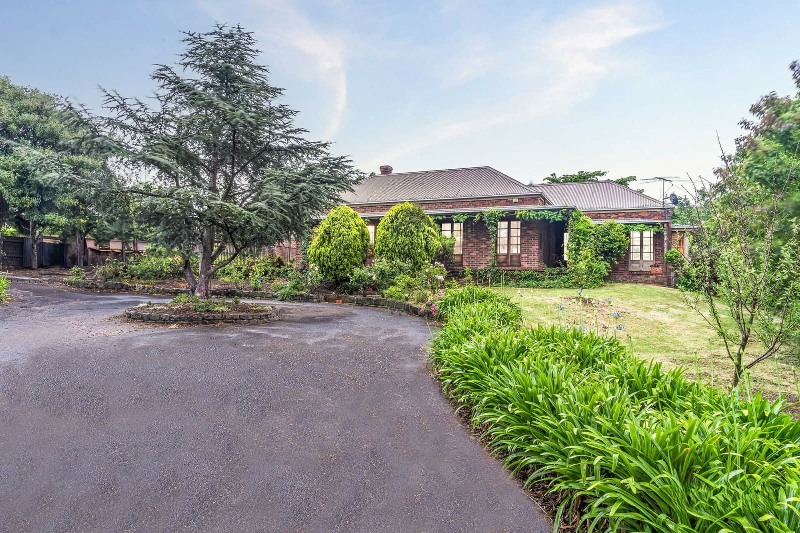 22 Wandana Drive,Wandana Heights, Wandana Heights - Thumbnail 2