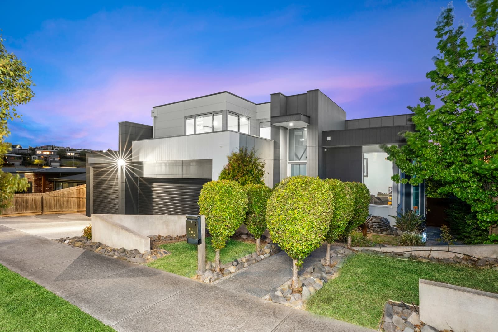 9 Stoneleigh Crescent,Highton, Highton - Thumbnail 2