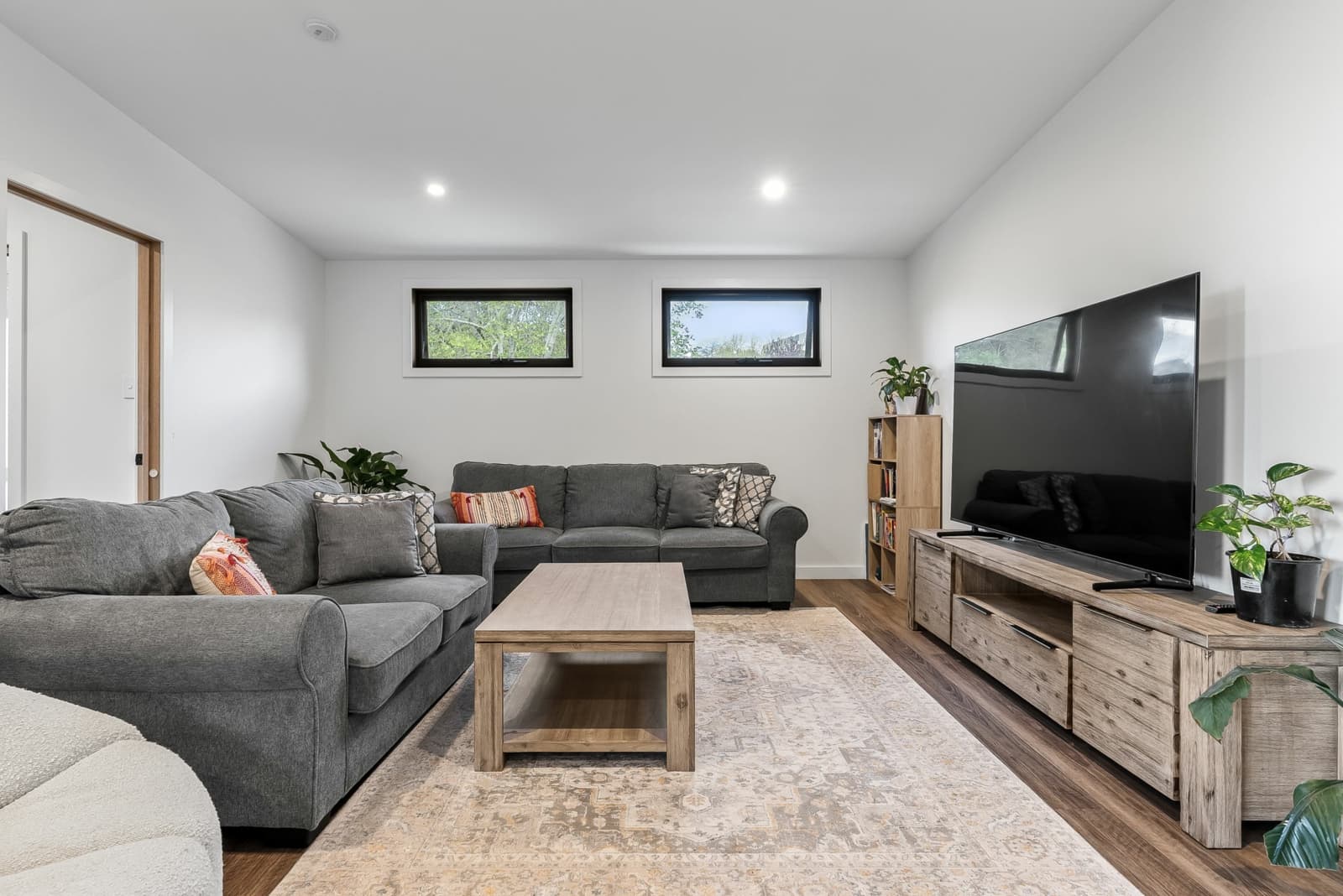 2/63 Cormiston Road,Riverside, Riverside - Thumbnail 3