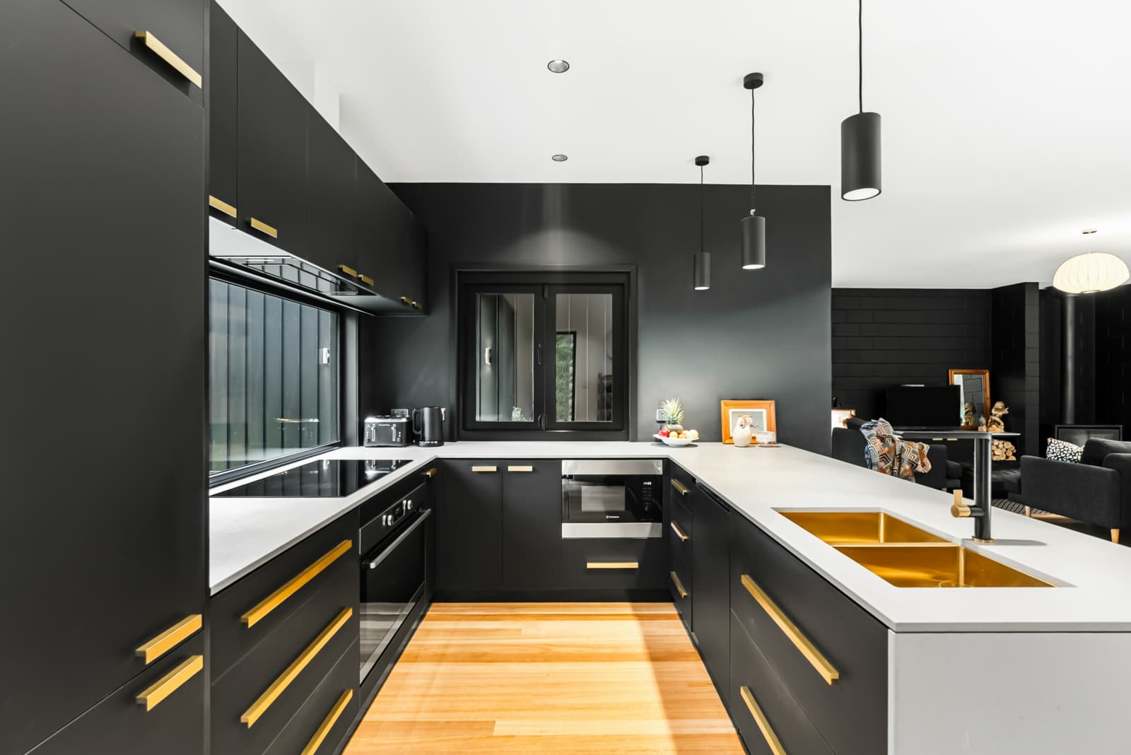 1 Wiggins Road, Longley - Thumbnail 4