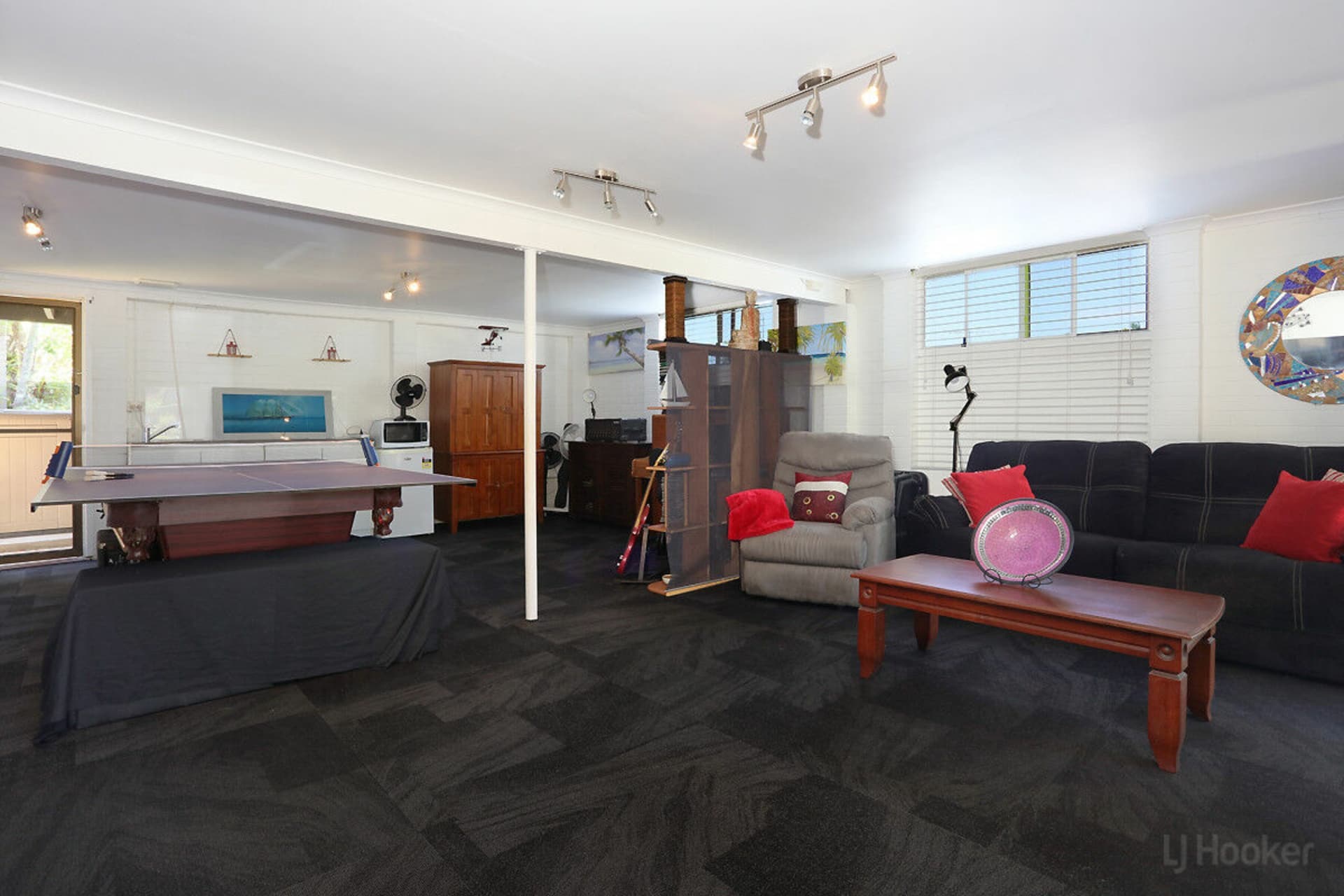 1 Jilpangi Crescent, Ashmore, Ashmore - Thumbnail 8