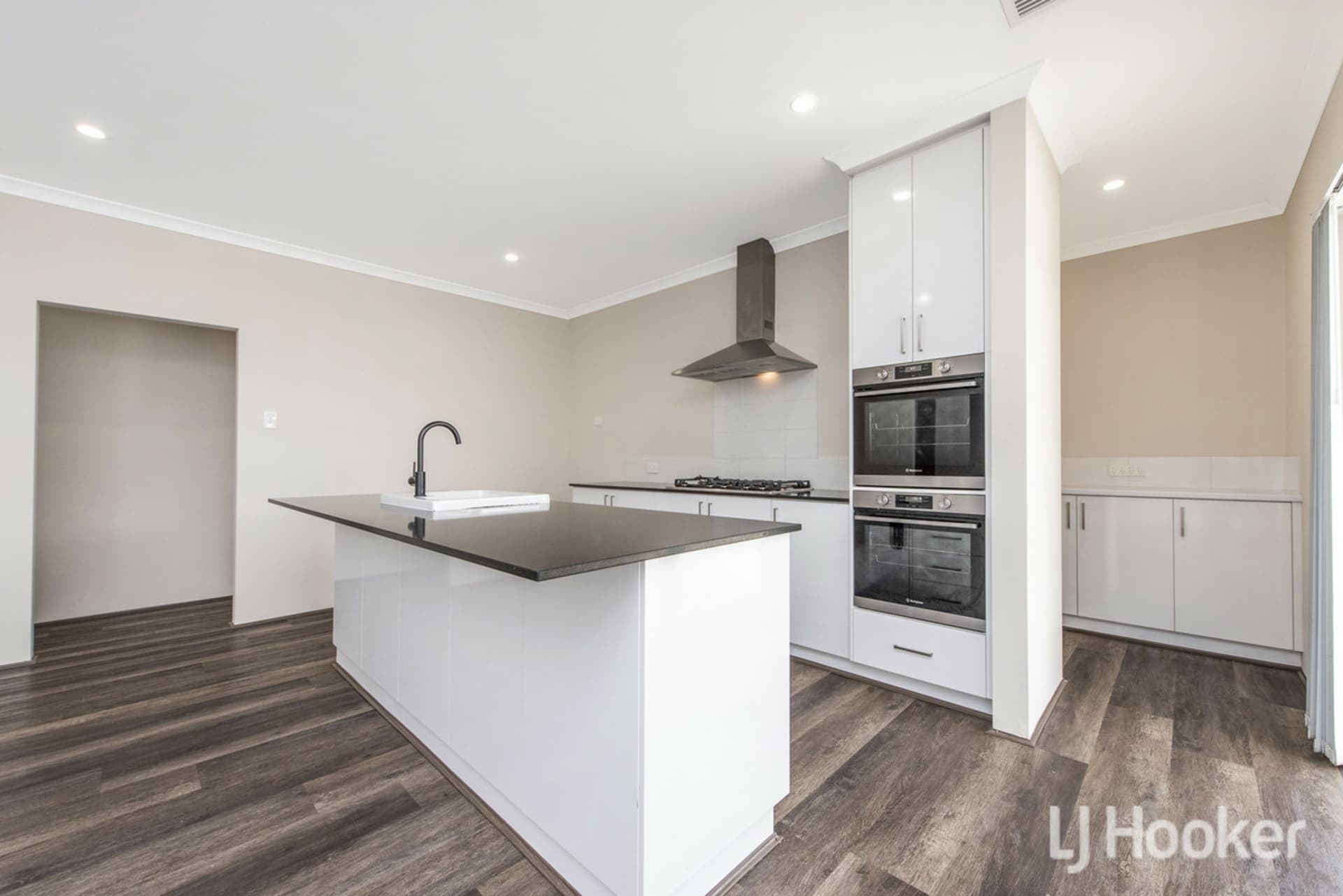 164 Jolly Rambler Boulevard, Ravenswood, Ravenswood - Thumbnail 8