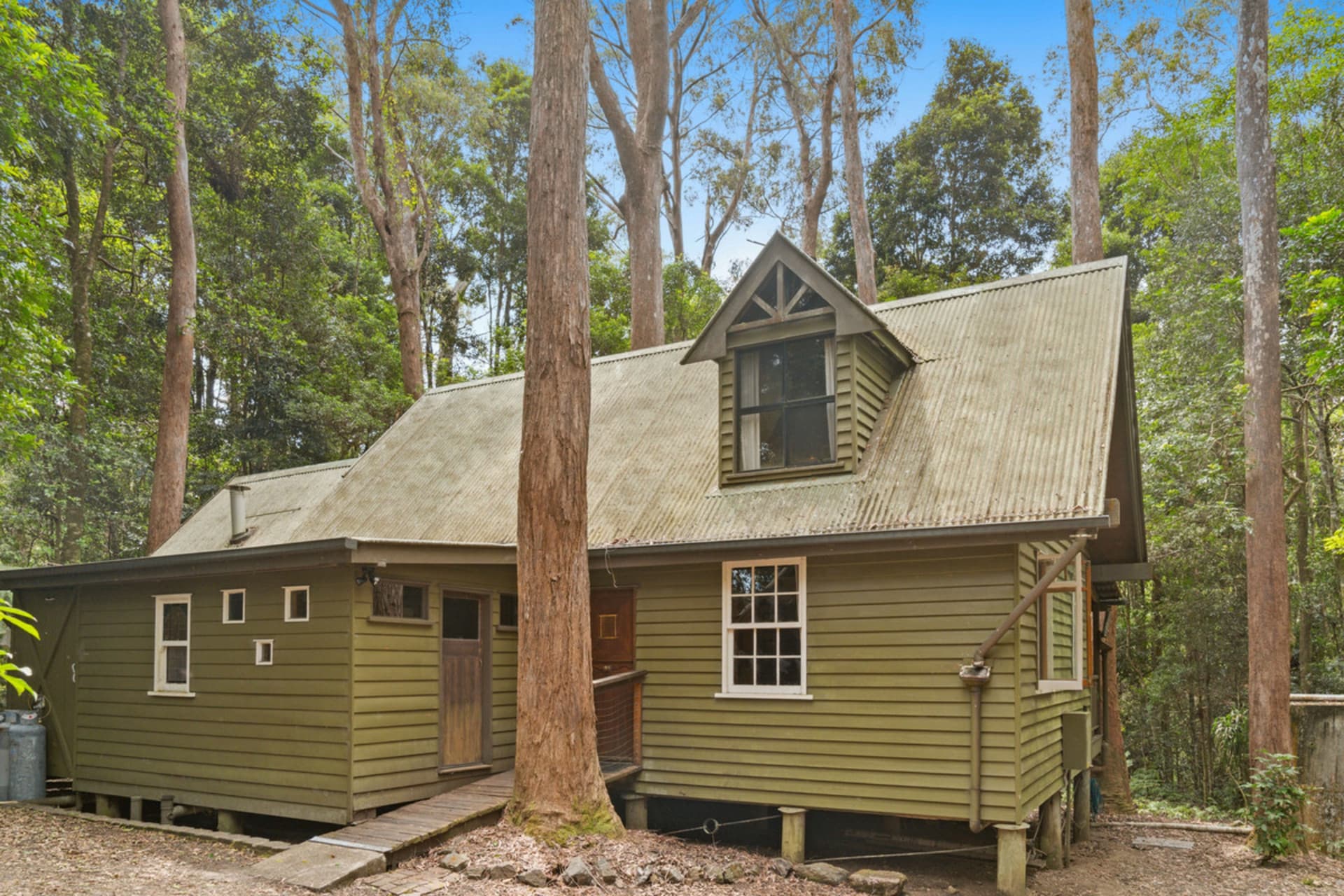 12 Wattle Grove, Springbrook, Springbrook - Thumbnail 4