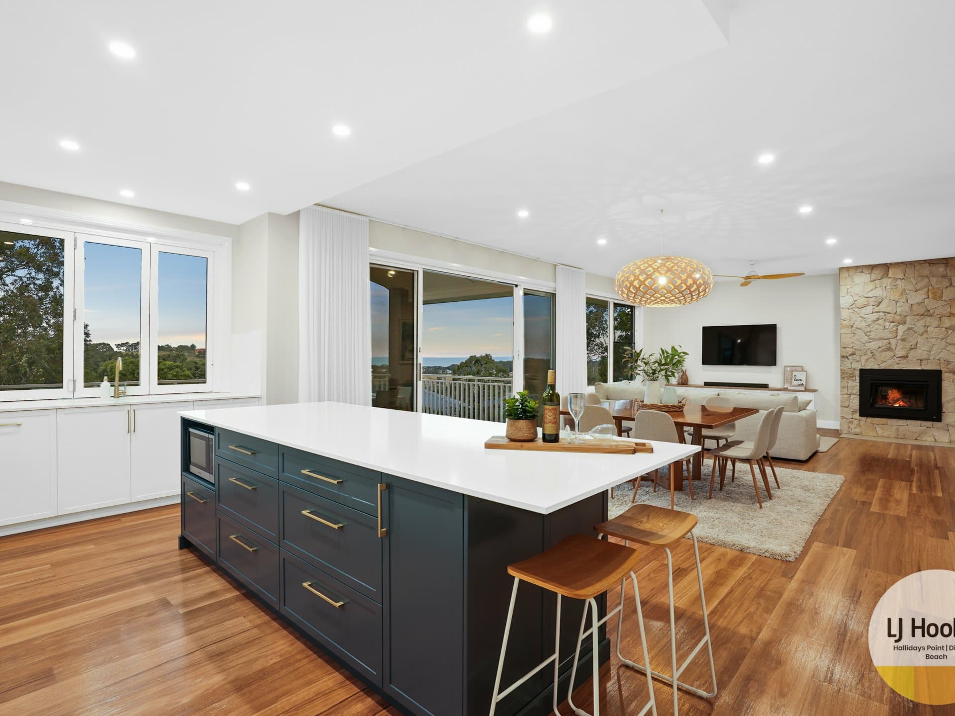 24 Headland Drive, Hallidays Point, Hallidays Point - Thumbnail 3