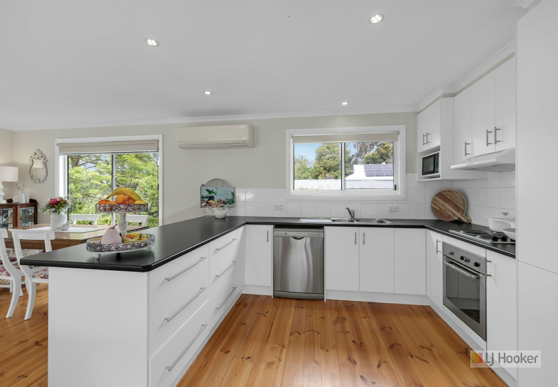 70 Bayview Avenue, Tenby Point, Tenby Point - Thumbnail 8