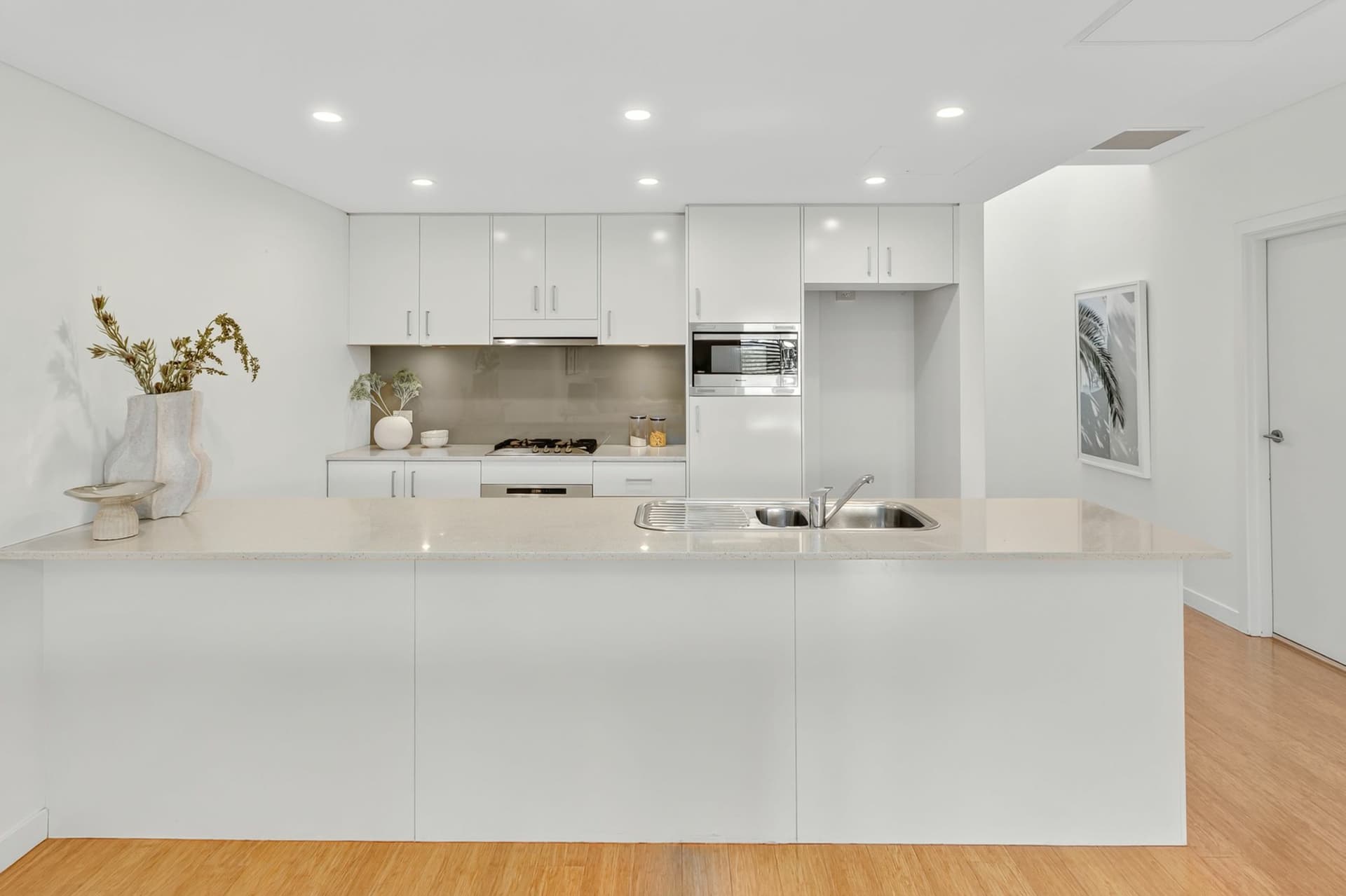 6/143-145 Darley Street, Mona Vale, Mona Vale - Thumbnail 2