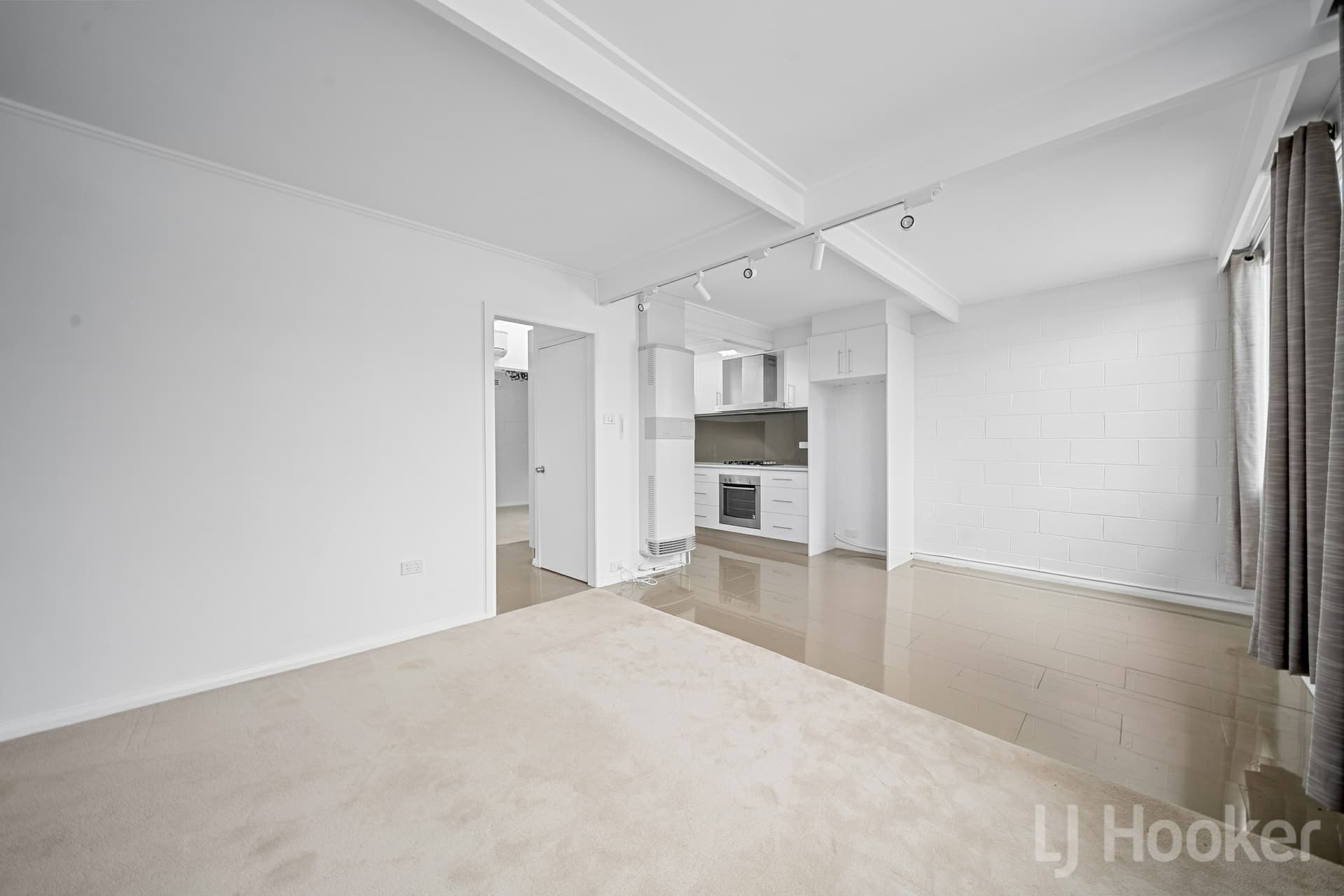 8/126 Henderson Road, Crestwood, Crestwood - Thumbnail 3