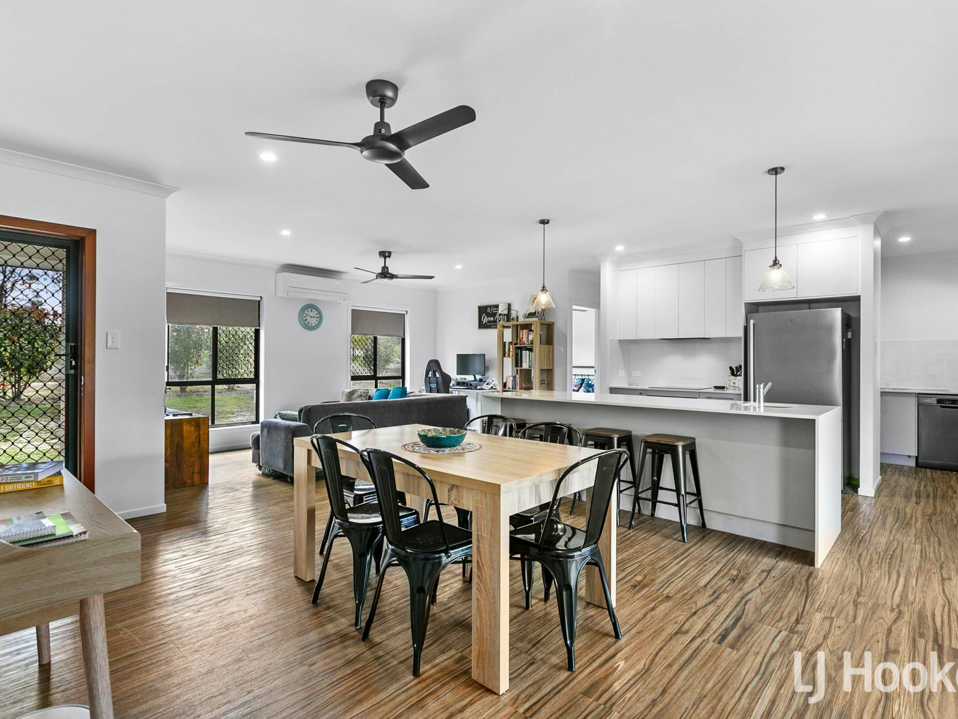 10 Jilgarree Place, Oakhurst, Oakhurst - Thumbnail 4