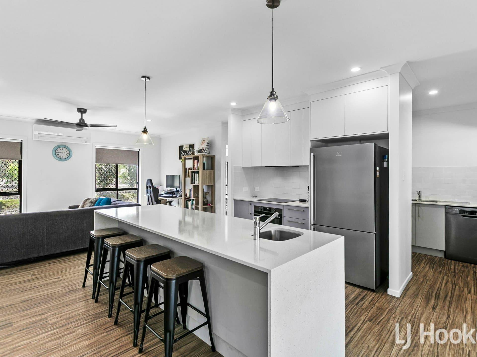 10 Jilgarree Place, Oakhurst, Oakhurst - Thumbnail 5