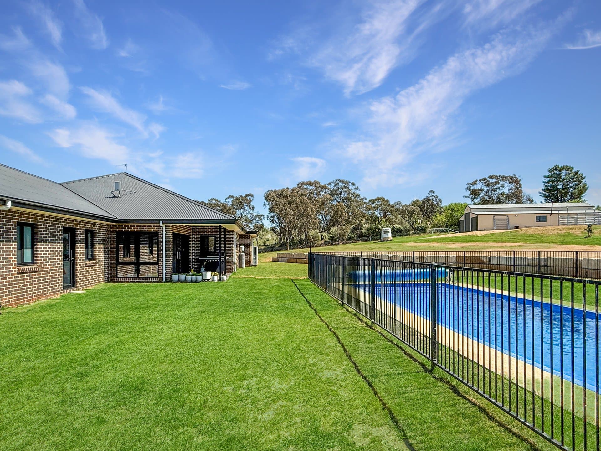 120 Commons Road, Young, Young - Thumbnail 3