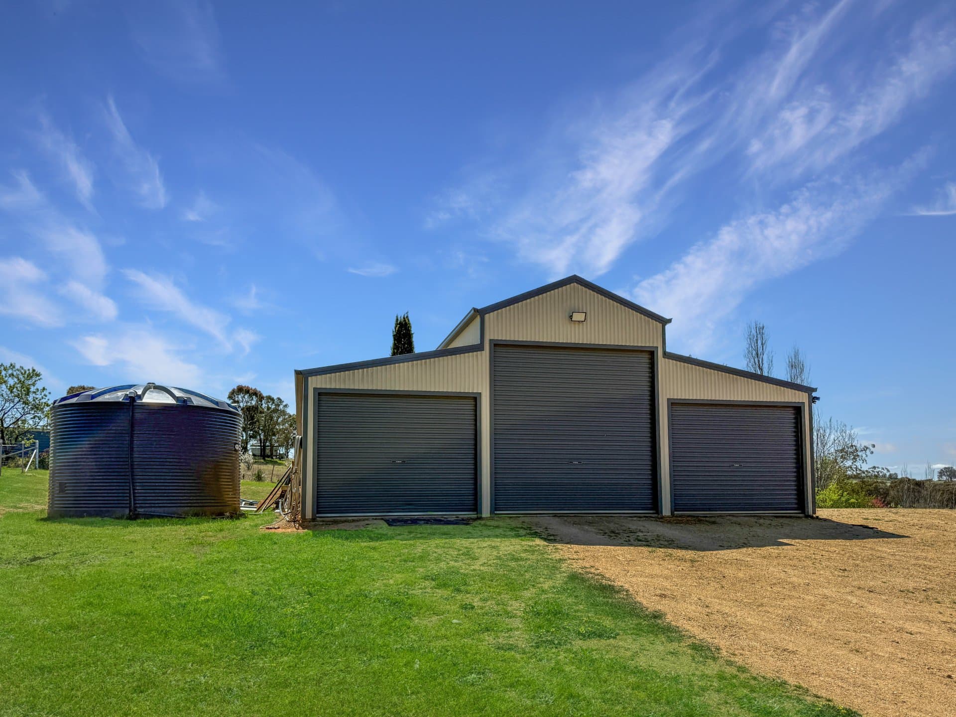120 Commons Road, Young, Young - Thumbnail 4