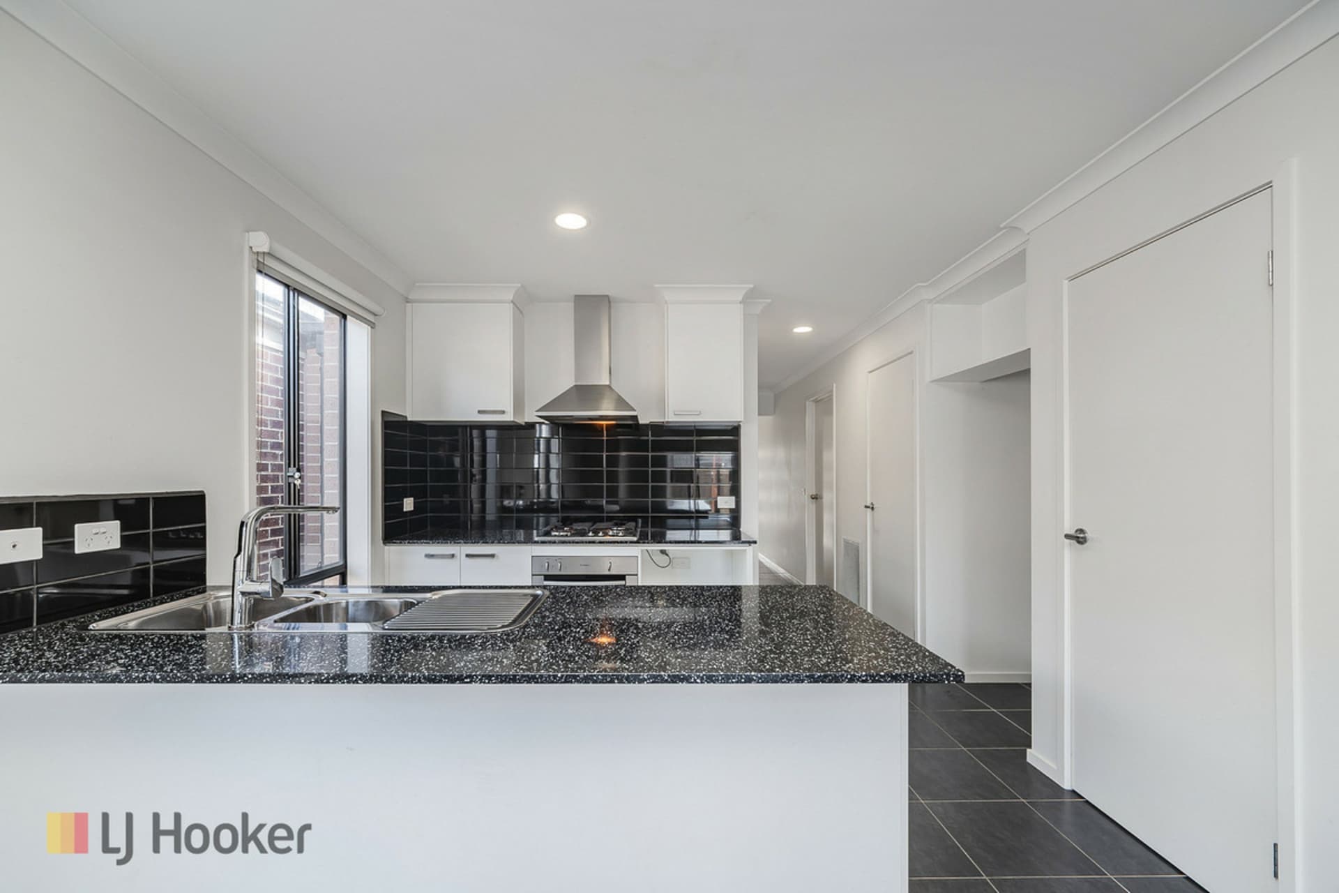 7 Celeste Street, Mickleham, Mickleham - Thumbnail 3