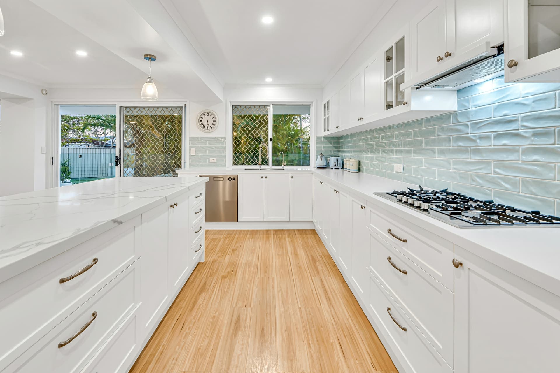33 Lochinvar Court, Ashmore, Ashmore - Thumbnail 4