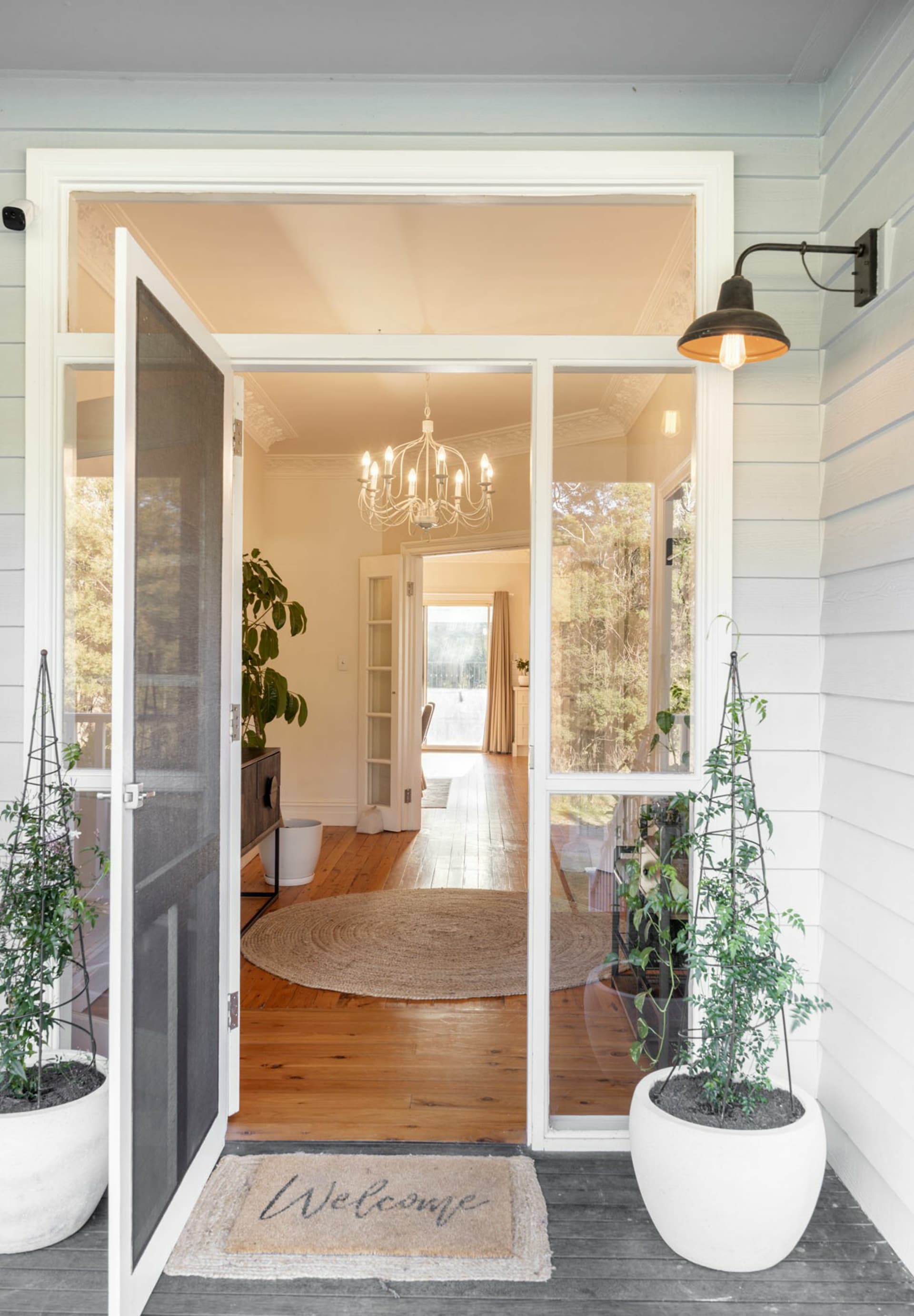 10 Oaks Road, Thirlmere, Thirlmere - Thumbnail 3