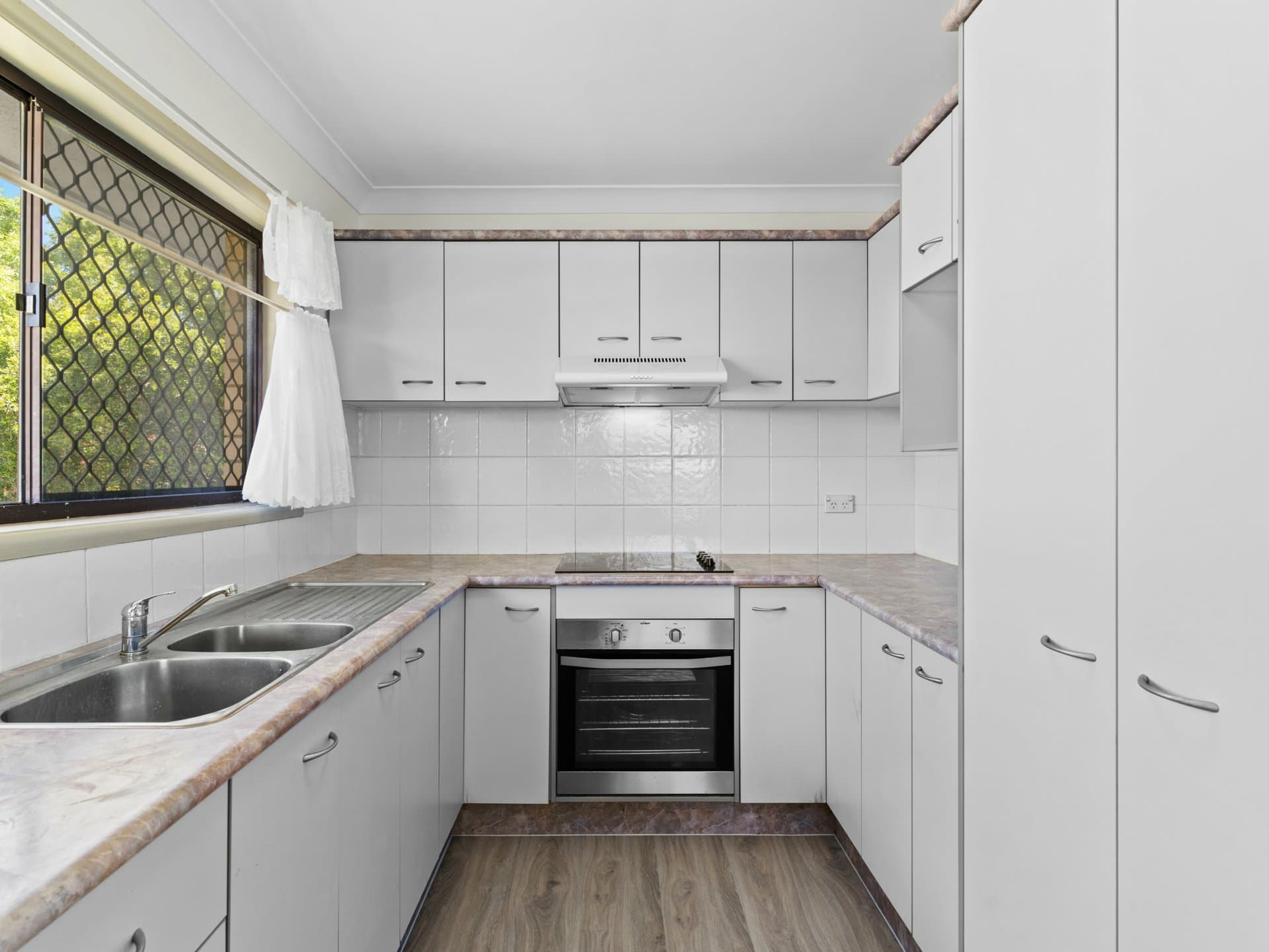31 Chauvin Street, Robertson, Robertson - Thumbnail 4