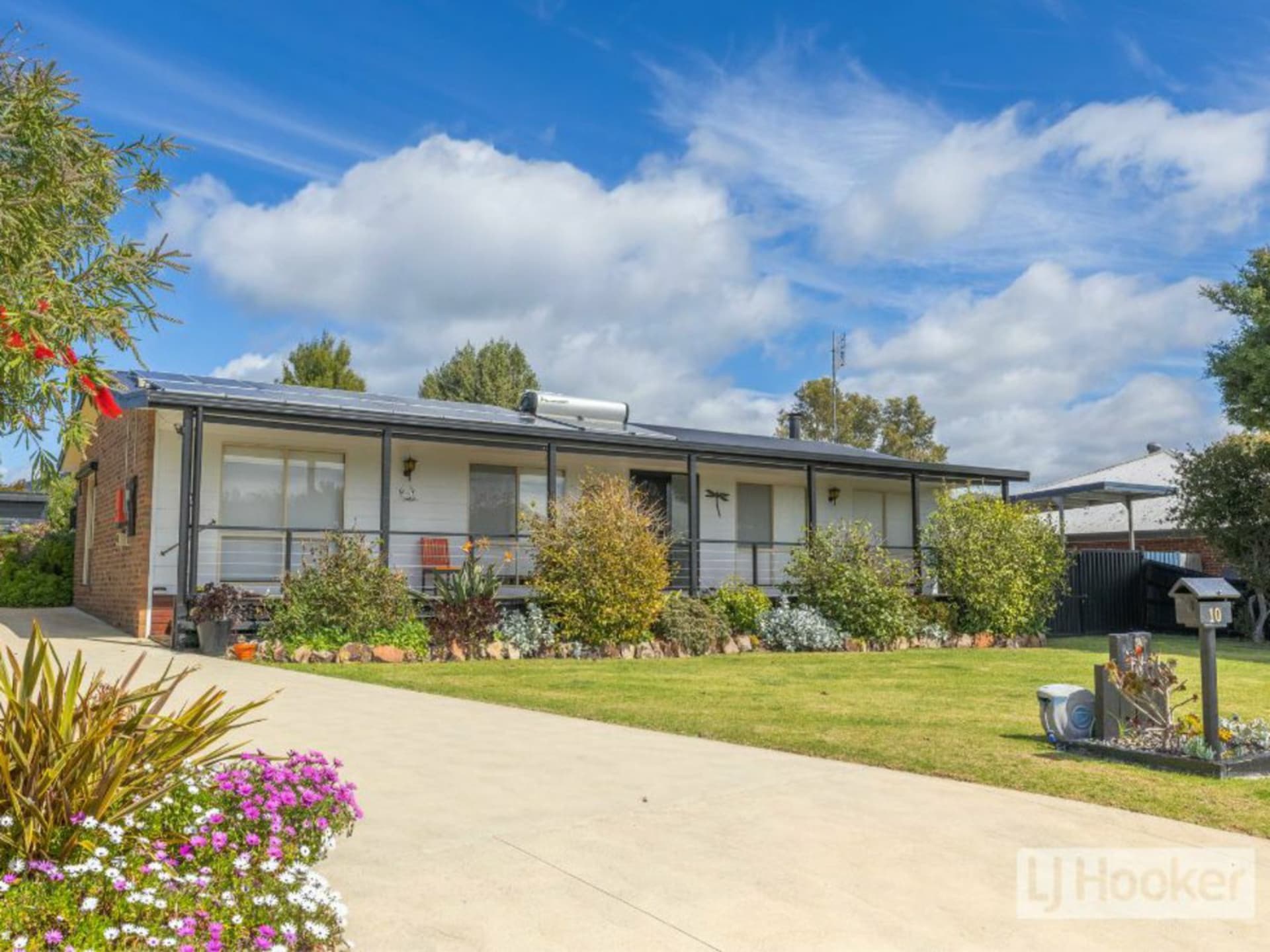 10 Acrux Drive, Newlands Arm, Newlands Arm - Image 1