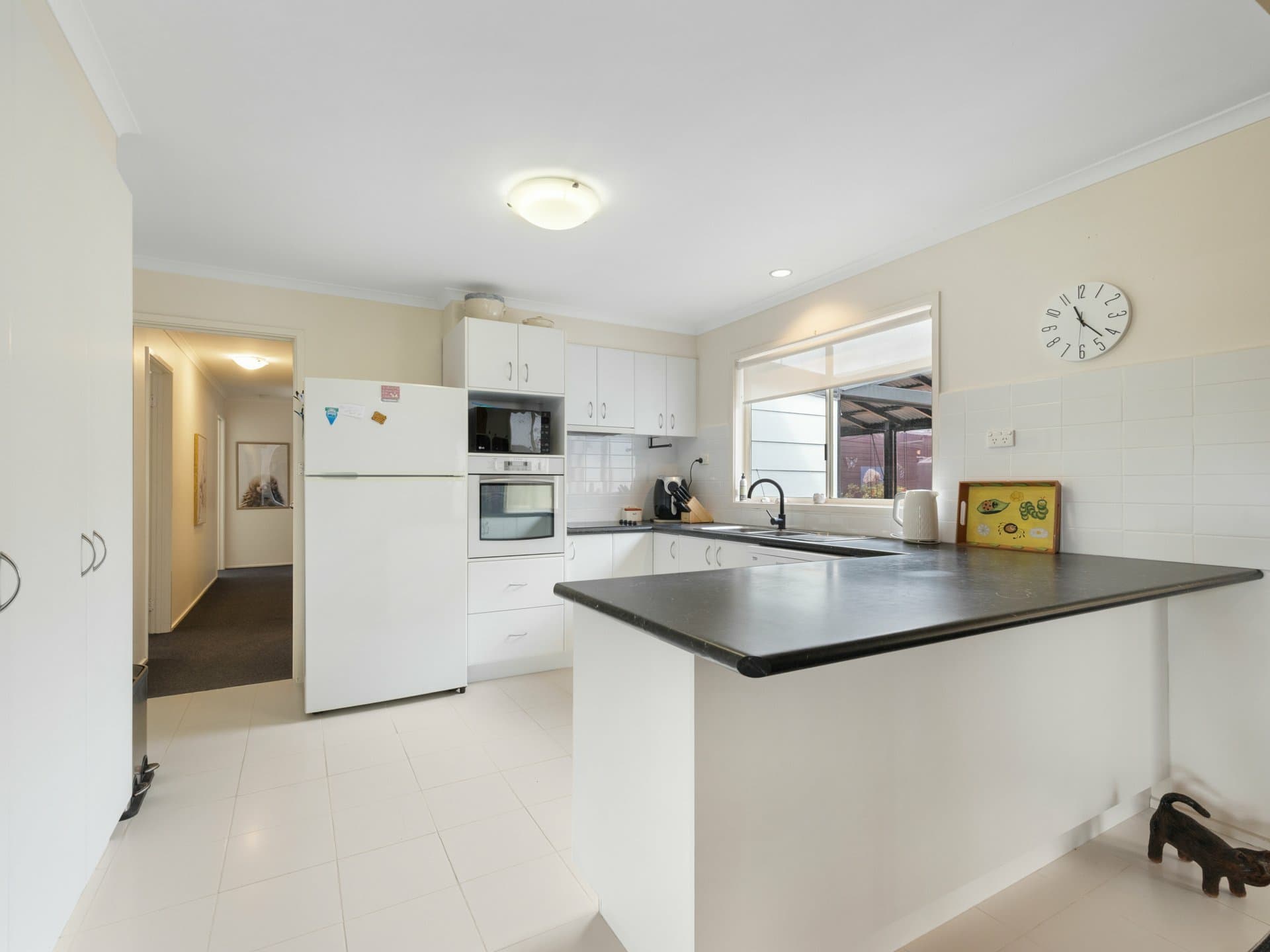 10 Acrux Drive, Newlands Arm, Newlands Arm - Thumbnail 2