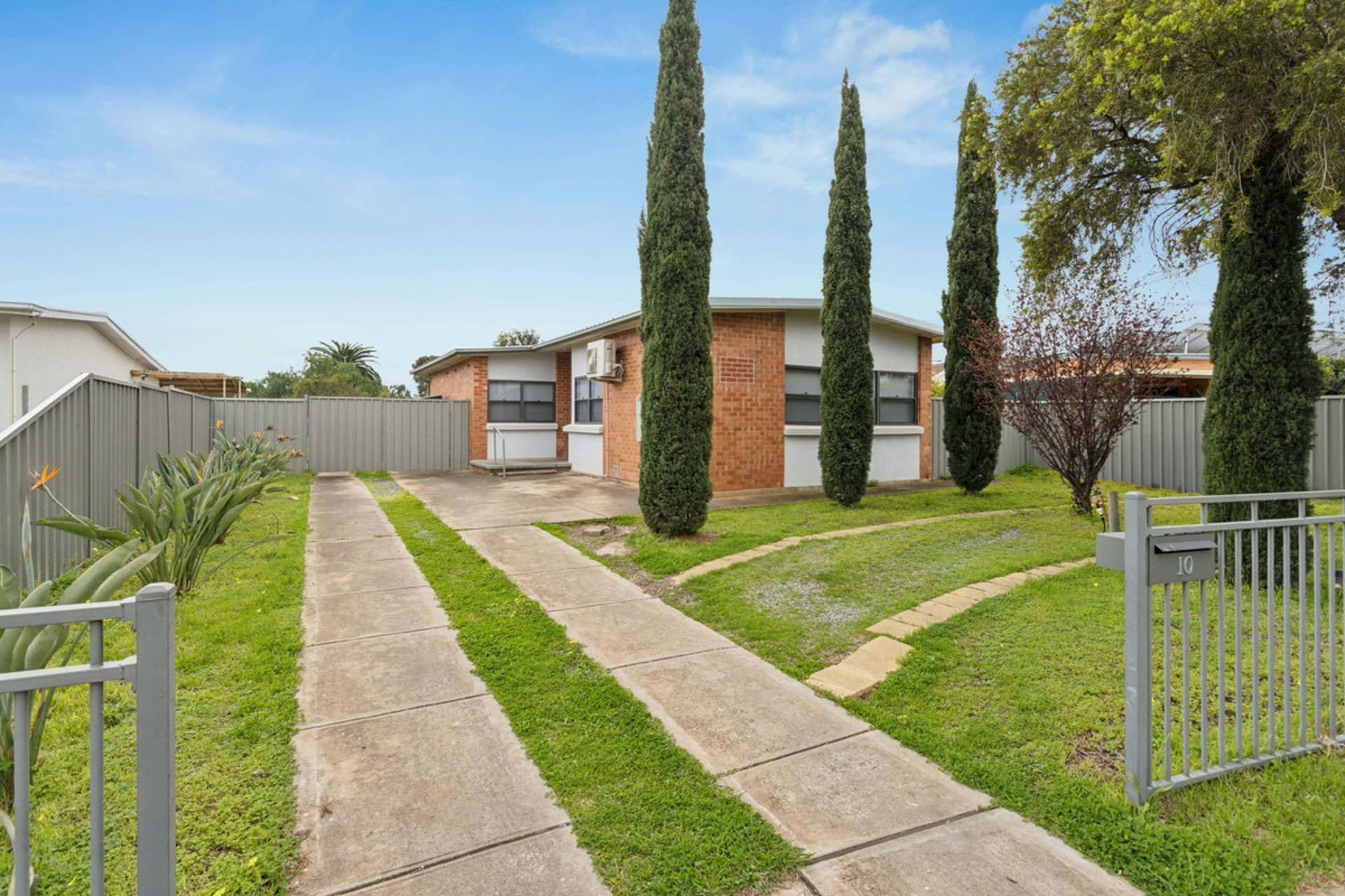10 Searle Road, Davoren Park, Davoren Park - Image 1