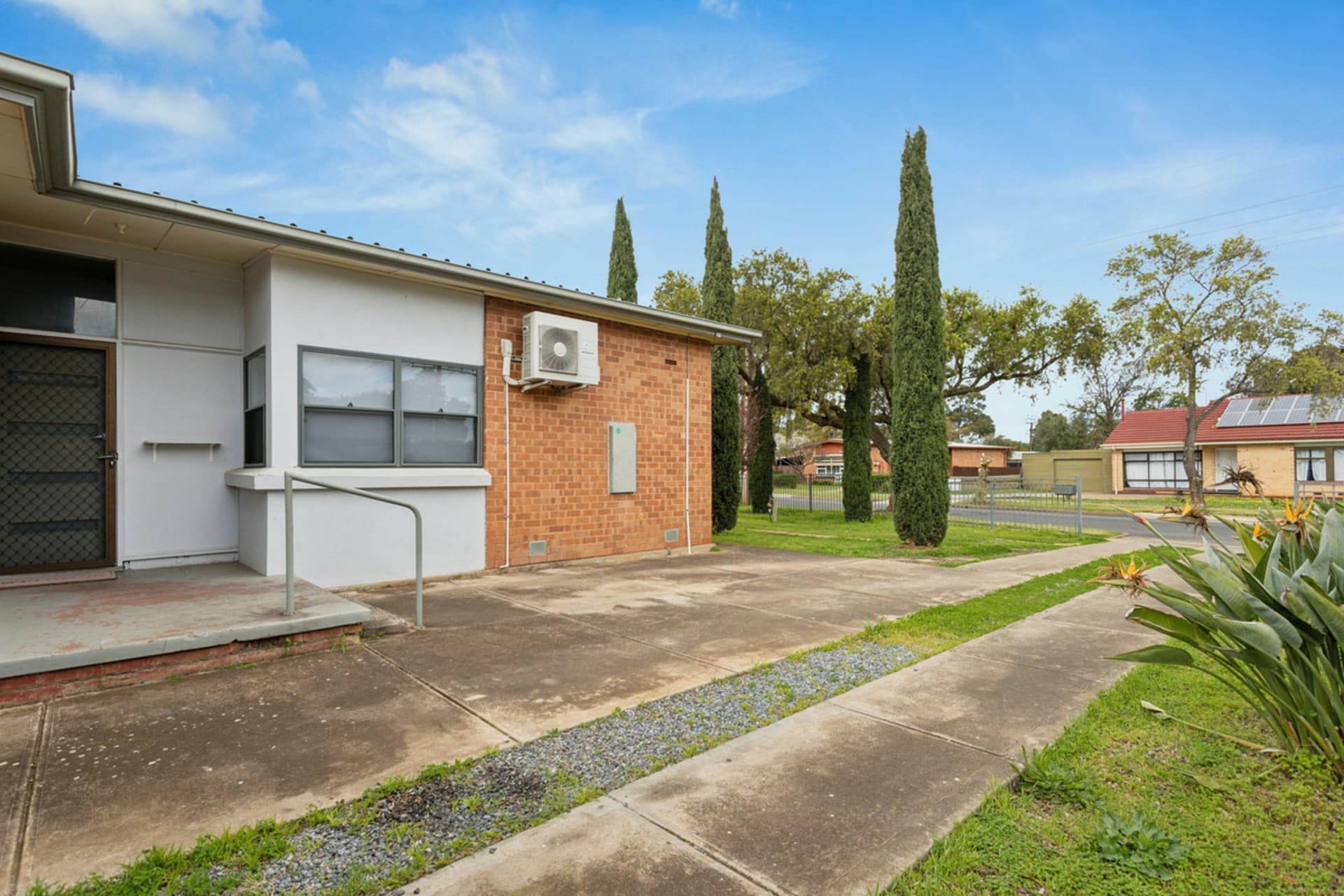 10 Searle Road, Davoren Park, Davoren Park - Thumbnail 2