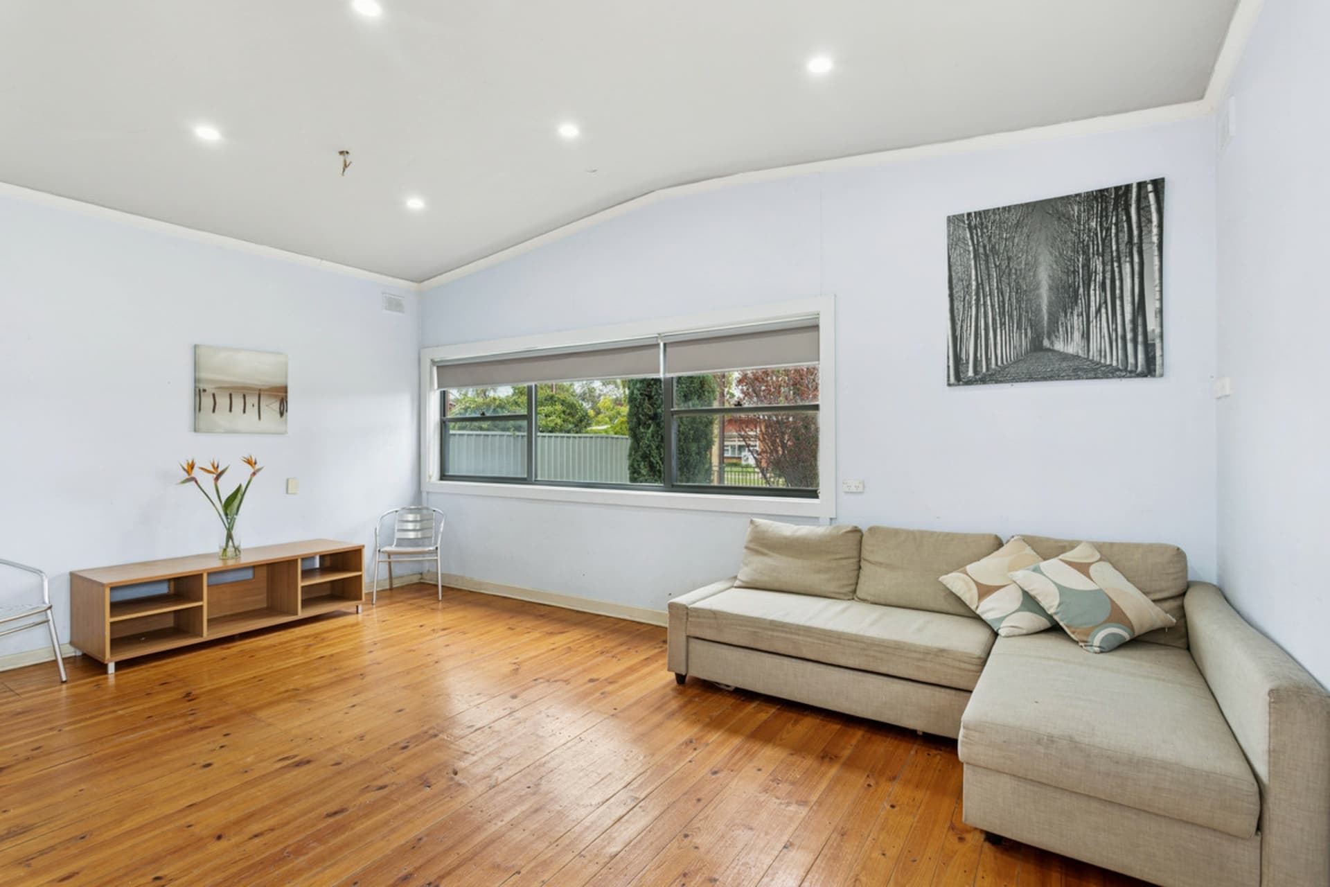 10 Searle Road, Davoren Park, Davoren Park - Thumbnail 4