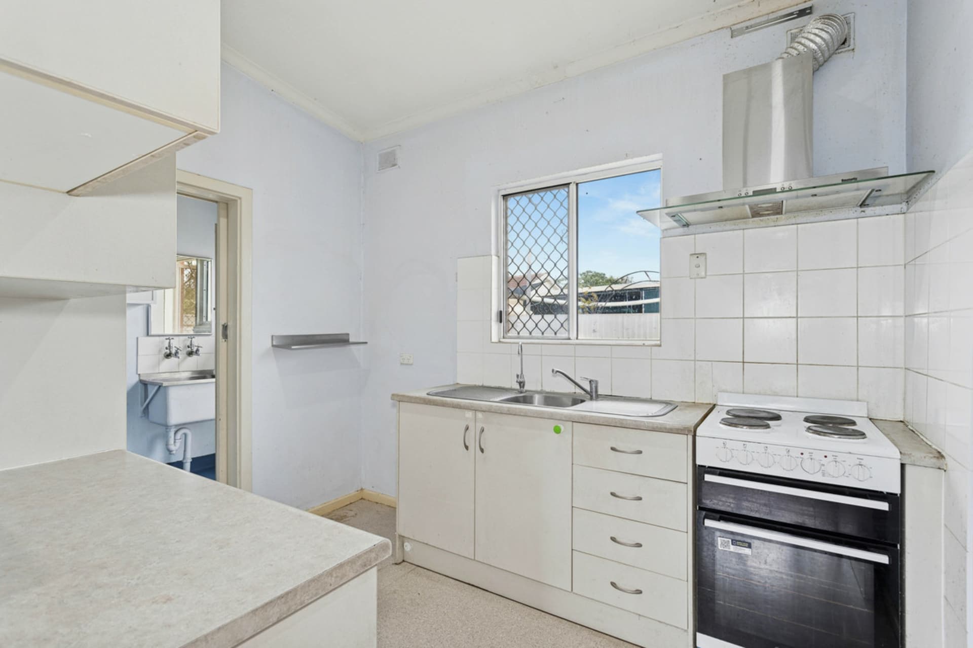10 Searle Road, Davoren Park, Davoren Park - Thumbnail 6